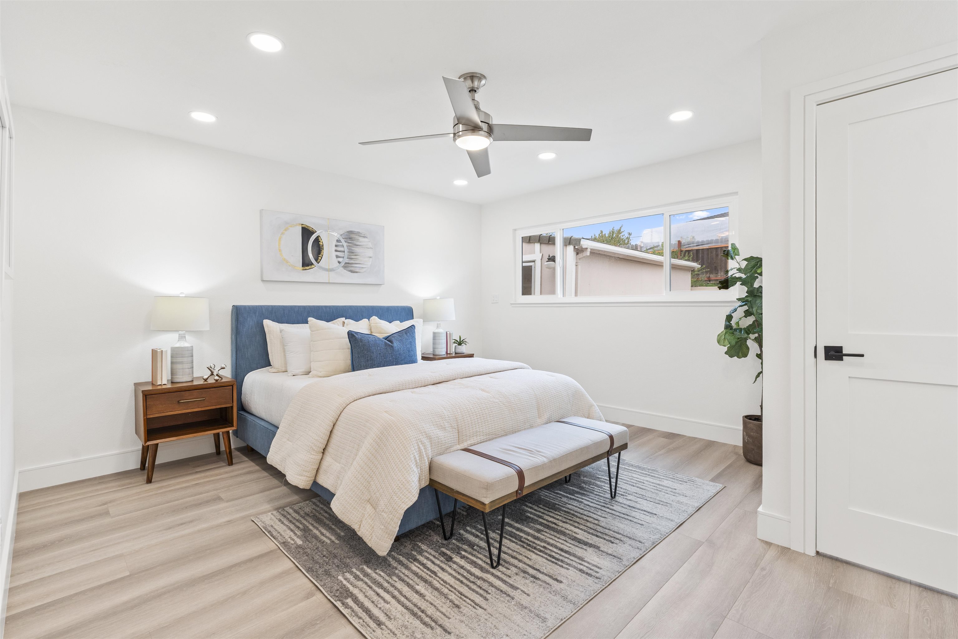 Detail Gallery Image 16 of 42 For 91 E Lake Dr, Antioch,  CA 94509 - 3 Beds | 2 Baths