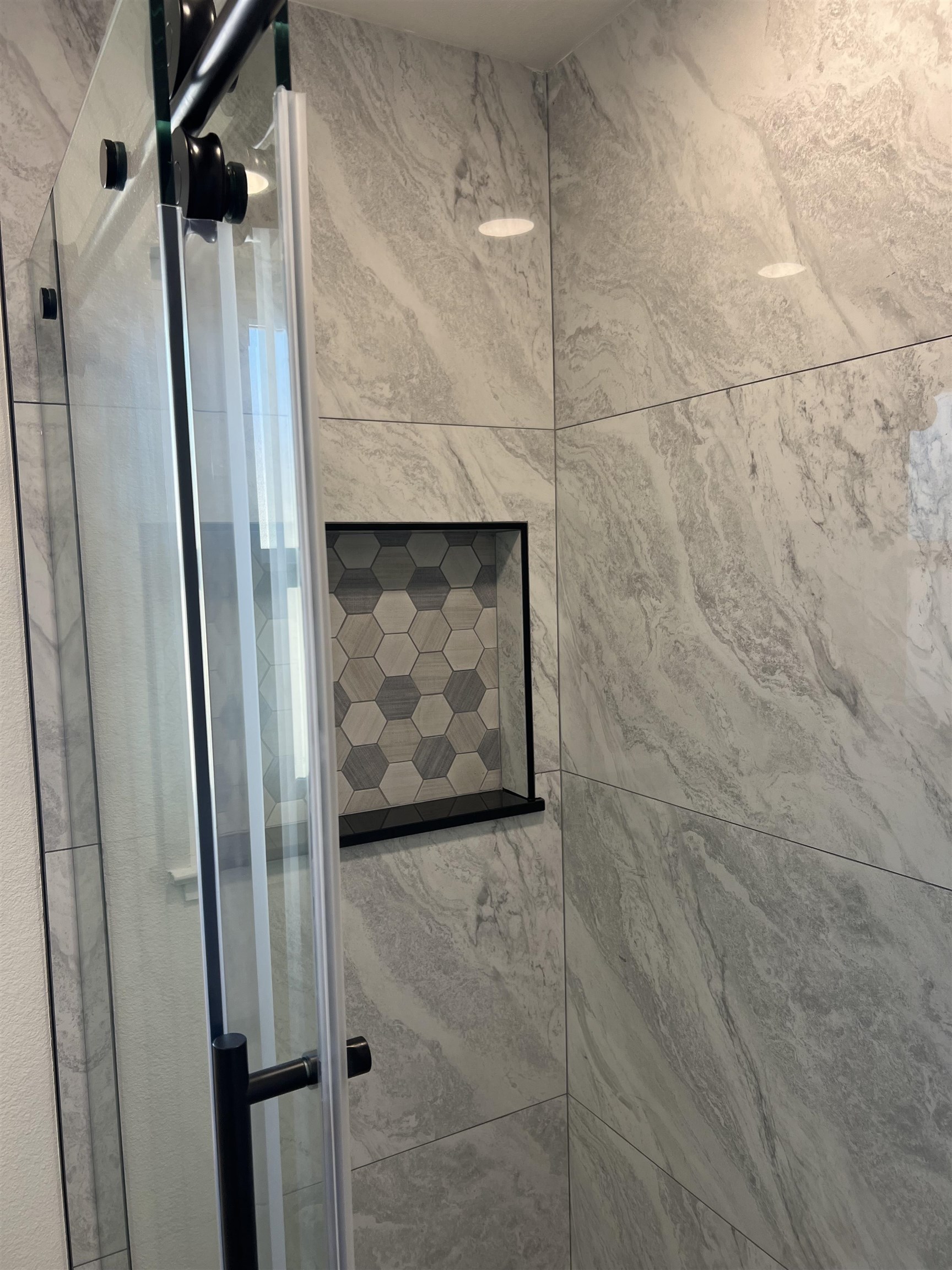 Detail Gallery Image 20 of 42 For 91 E Lake Dr, Antioch,  CA 94509 - 3 Beds | 2 Baths