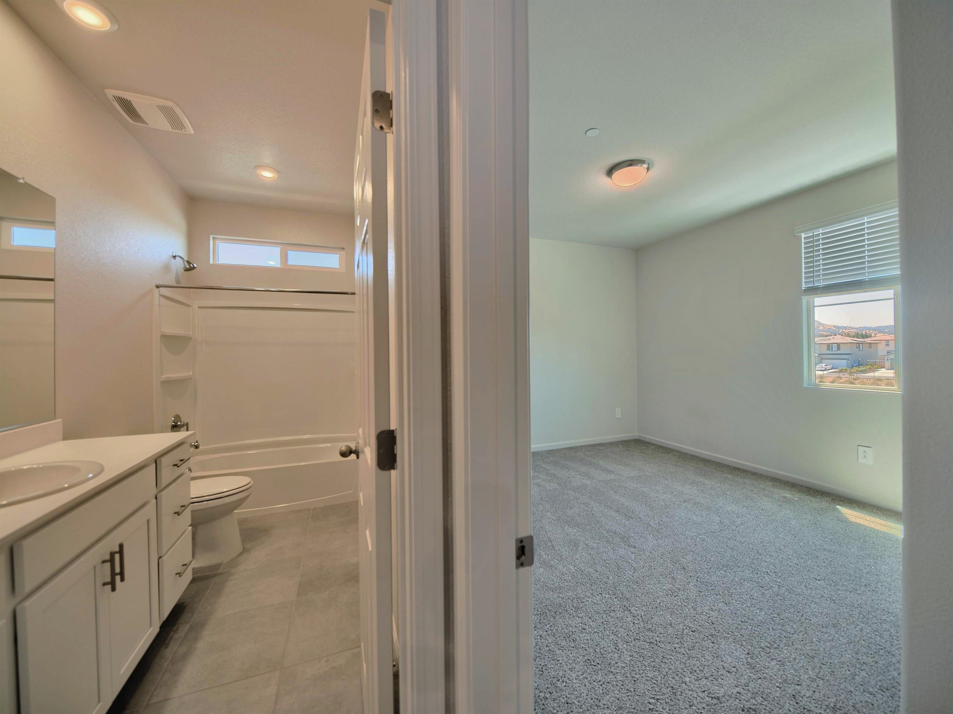 Detail Gallery Image 24 of 59 For 5445 Oneida Way, Antioch,  CA 94509 - 4 Beds | 3 Baths