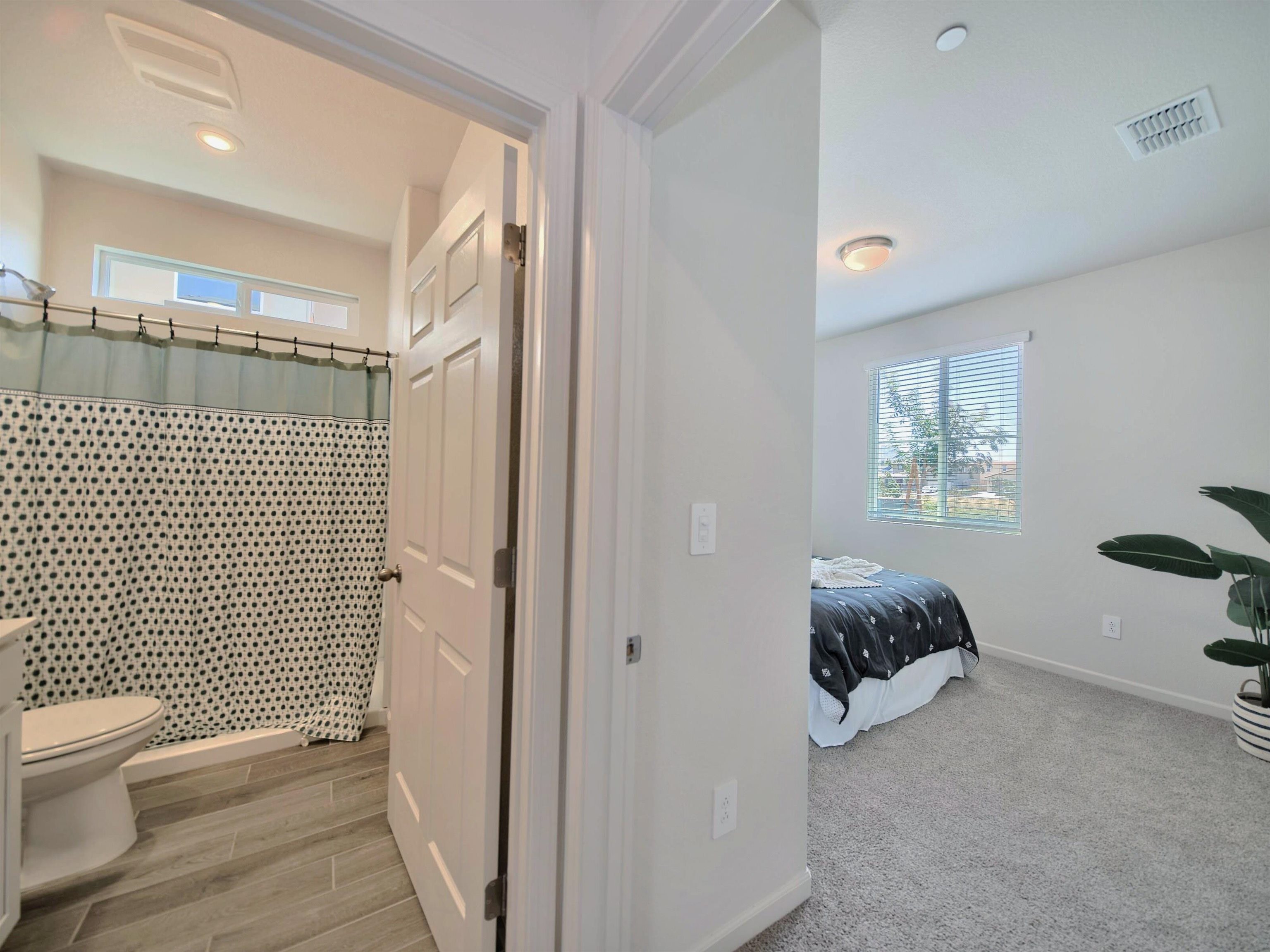 Detail Gallery Image 7 of 59 For 5445 Oneida Way, Antioch,  CA 94509 - 4 Beds | 3 Baths