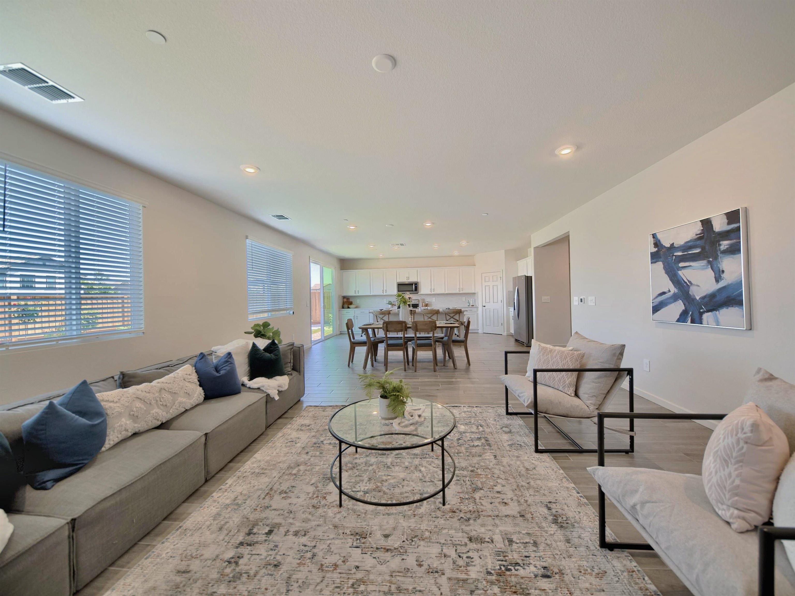 Detail Gallery Image 10 of 59 For 5445 Oneida Way, Antioch,  CA 94509 - 4 Beds | 3 Baths