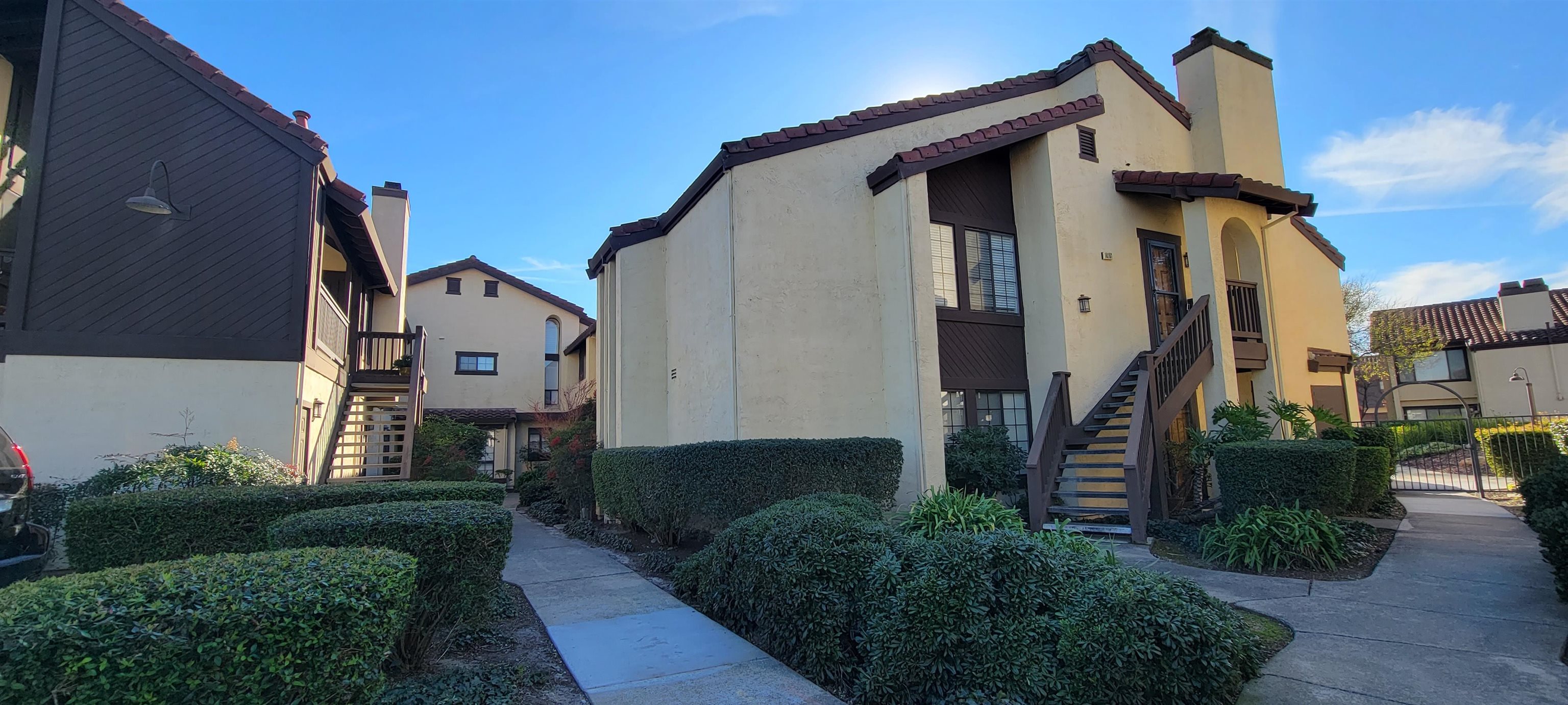 Photo #2: 41119842 Listing: Photo #2