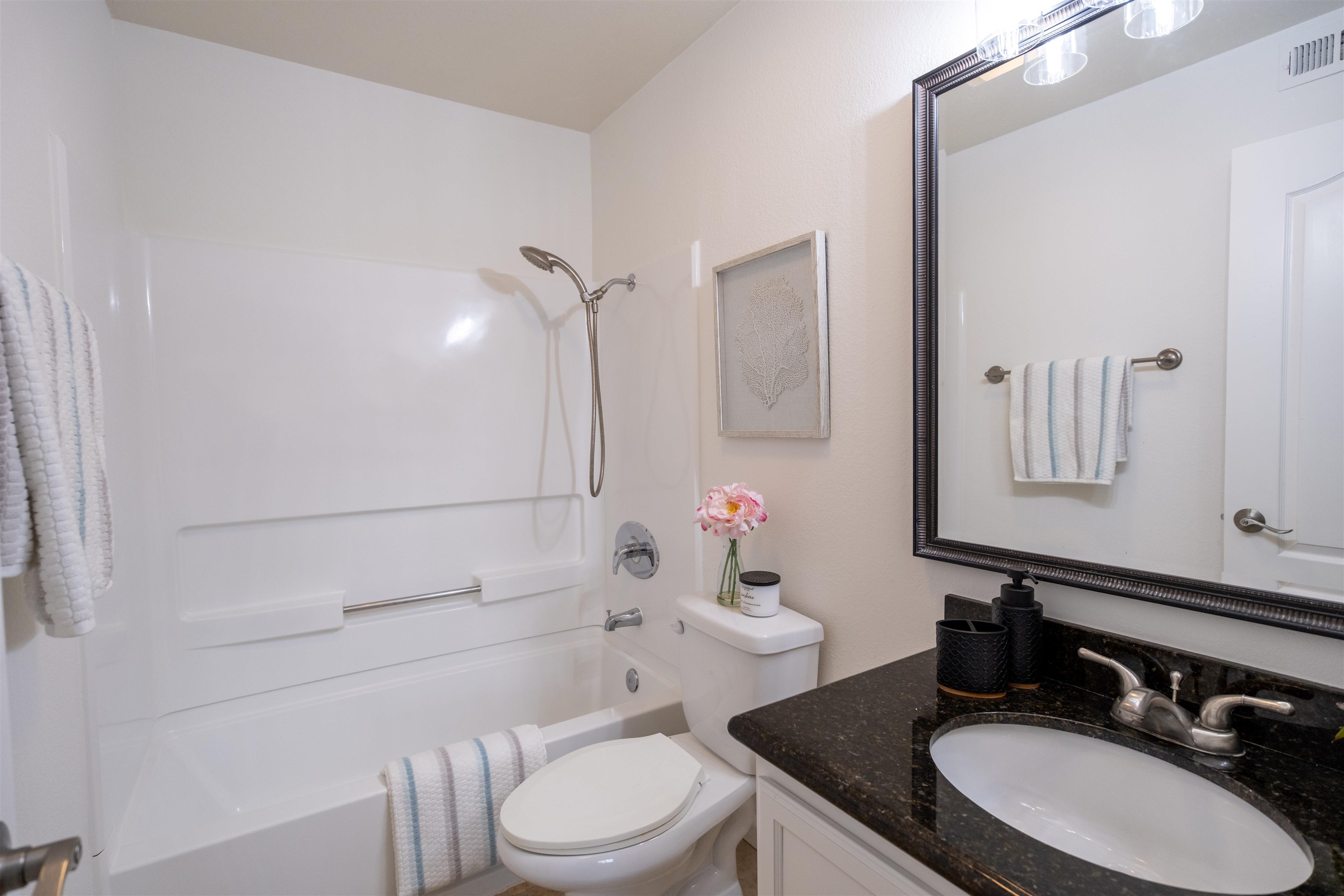Detail Gallery Image 15 of 32 For 285 Reflections Dr #23,  San Ramon,  CA 94583 - 2 Beds | 2 Baths