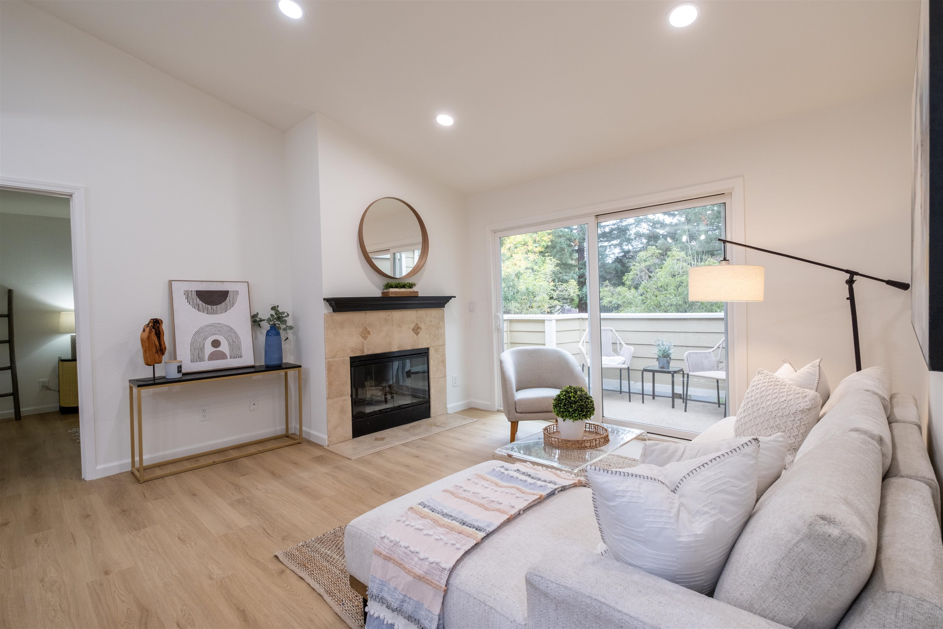 Detail Gallery Image 2 of 32 For 285 Reflections Dr #23,  San Ramon,  CA 94583 - 2 Beds | 2 Baths