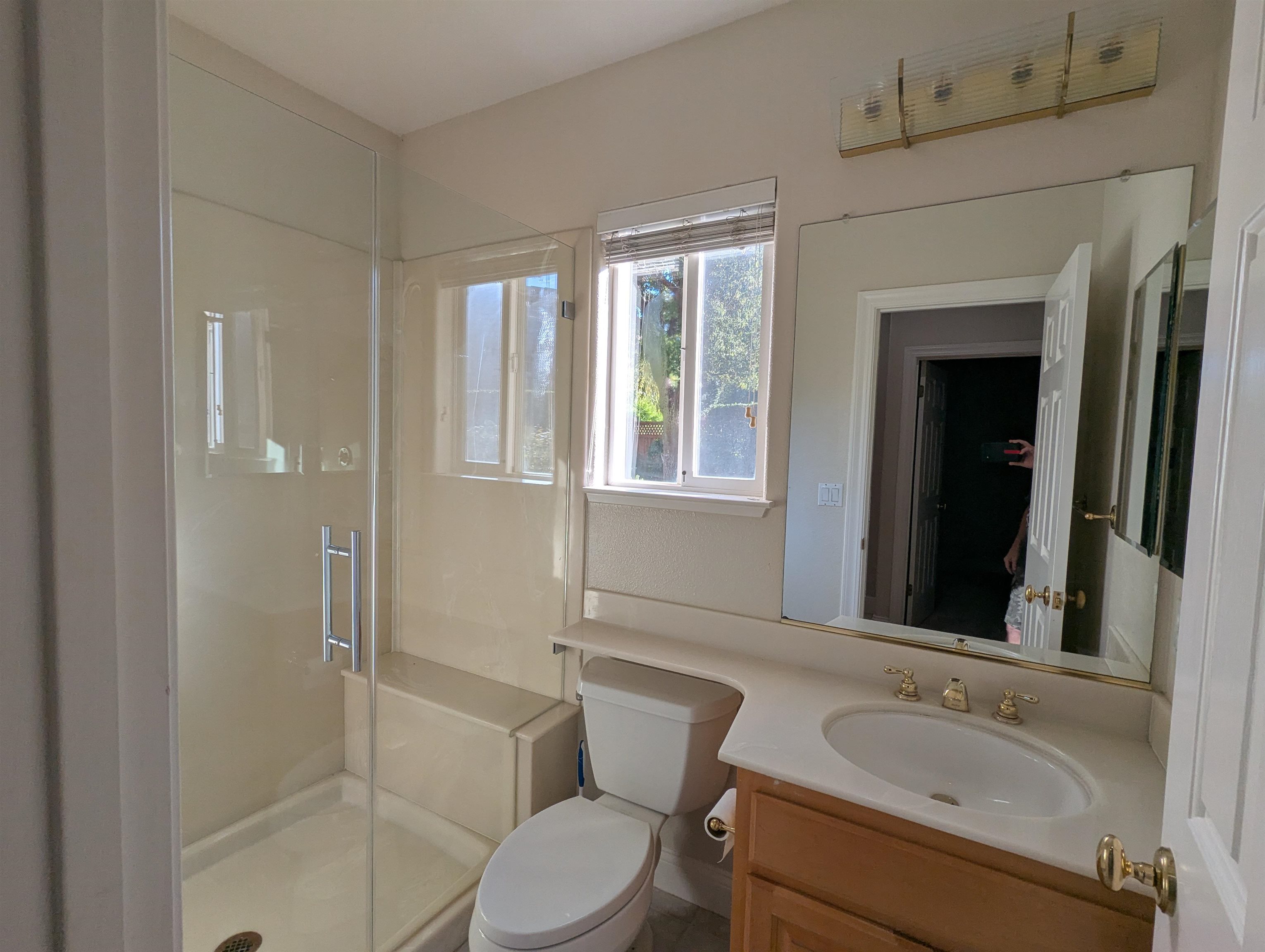 Detail Gallery Image 15 of 22 For 3326 Camillo Court, Pleasanton,  CA 94566 - 4 Beds | 3 Baths