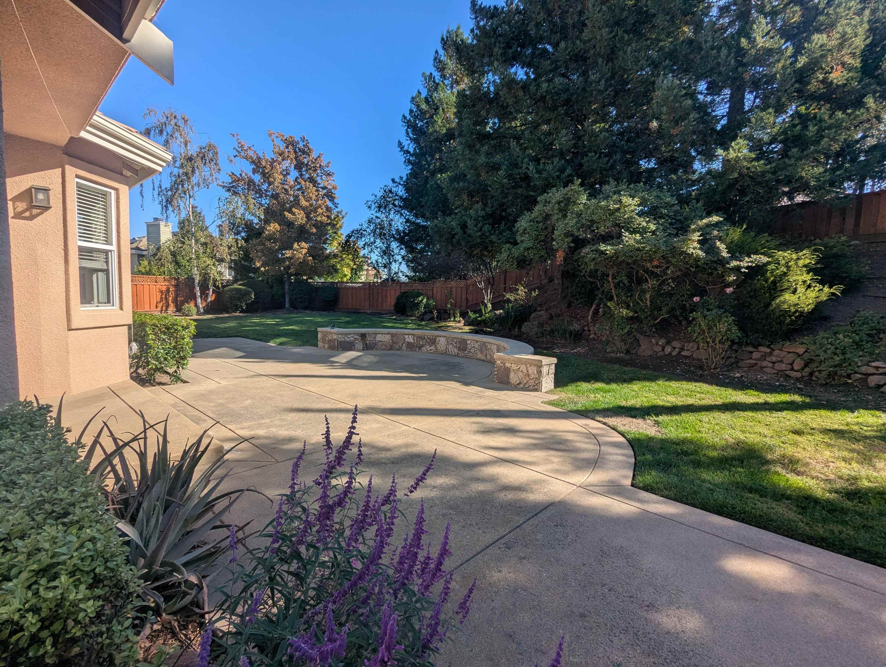 Detail Gallery Image 10 of 22 For 3326 Camillo Court, Pleasanton,  CA 94566 - 4 Beds | 3 Baths