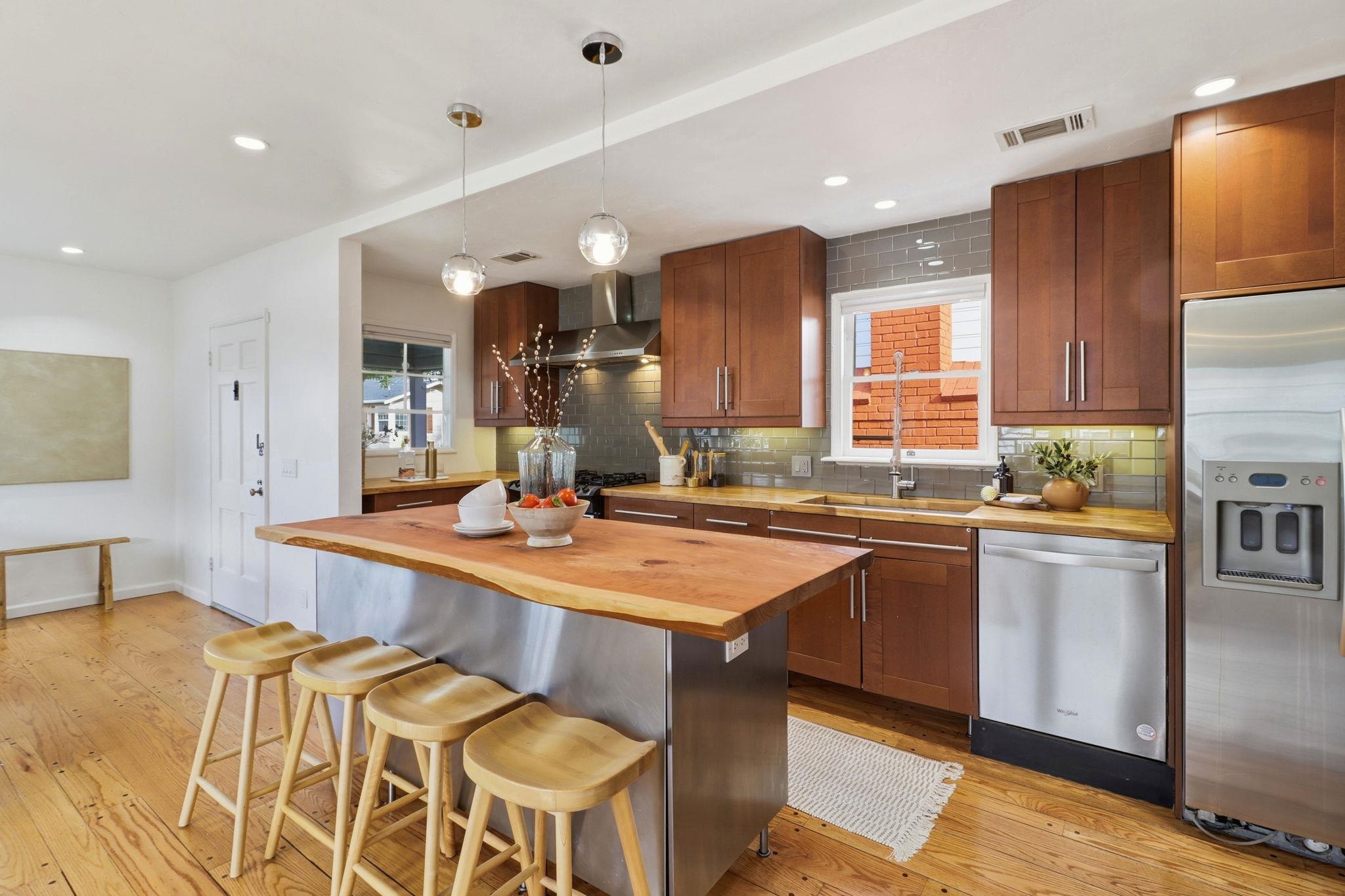 Detail Gallery Image 11 of 44 For 381 Cherrywood Ave, San Leandro,  CA 94577 - 2 Beds | 1/1 Baths