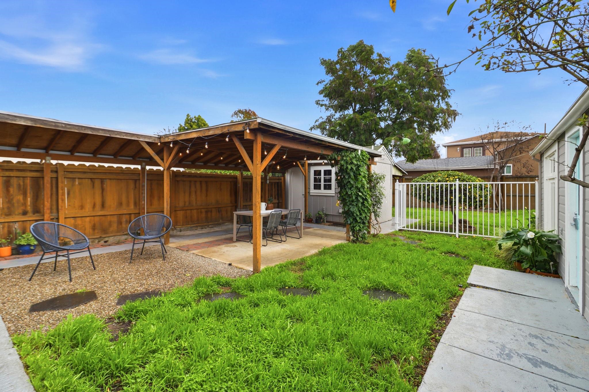 Detail Gallery Image 33 of 44 For 381 Cherrywood Ave, San Leandro,  CA 94577 - 2 Beds | 1/1 Baths