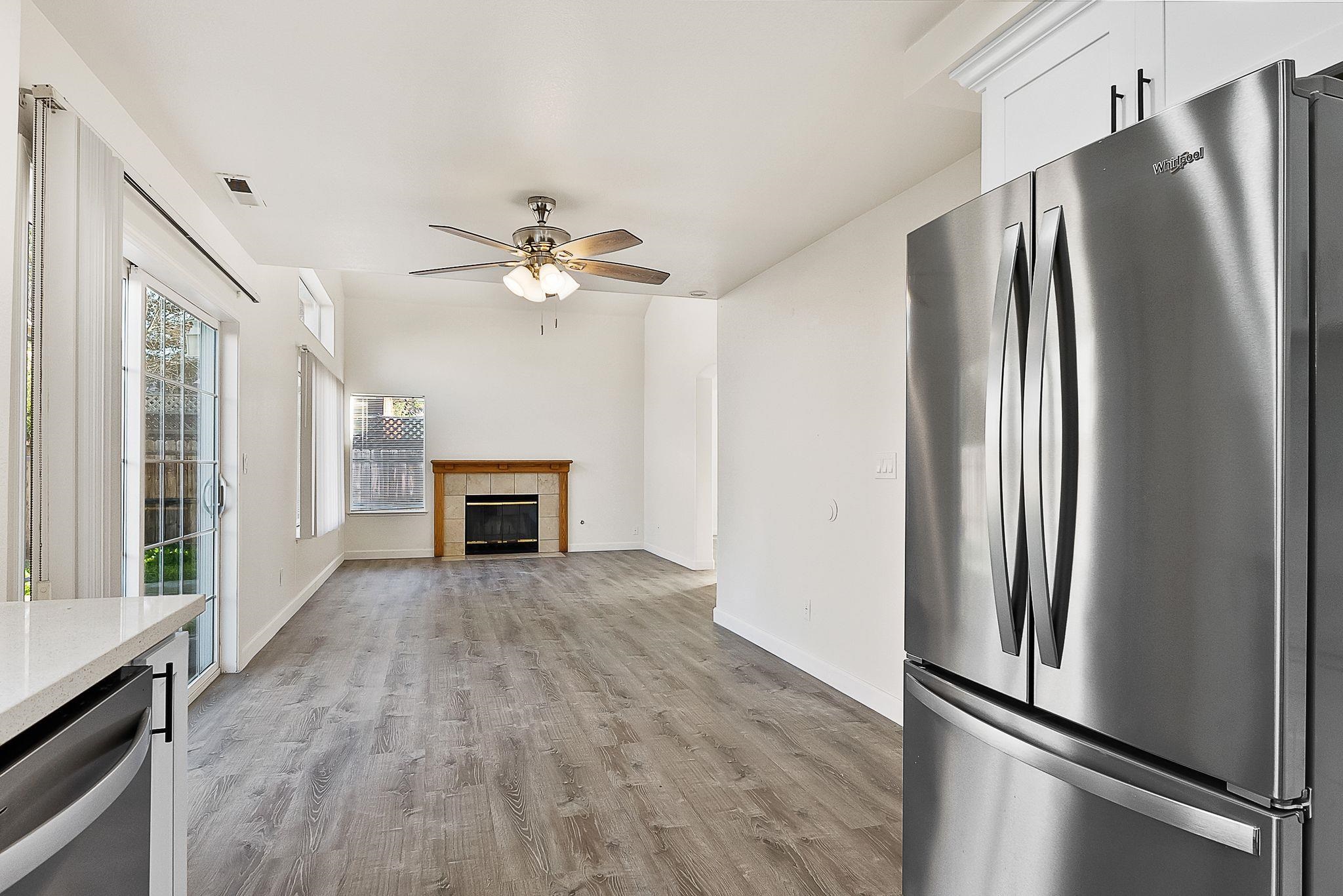 Detail Gallery Image 16 of 41 For 4641 Knollpark Court, Antioch,  CA 94531 - 3 Beds | 2/1 Baths