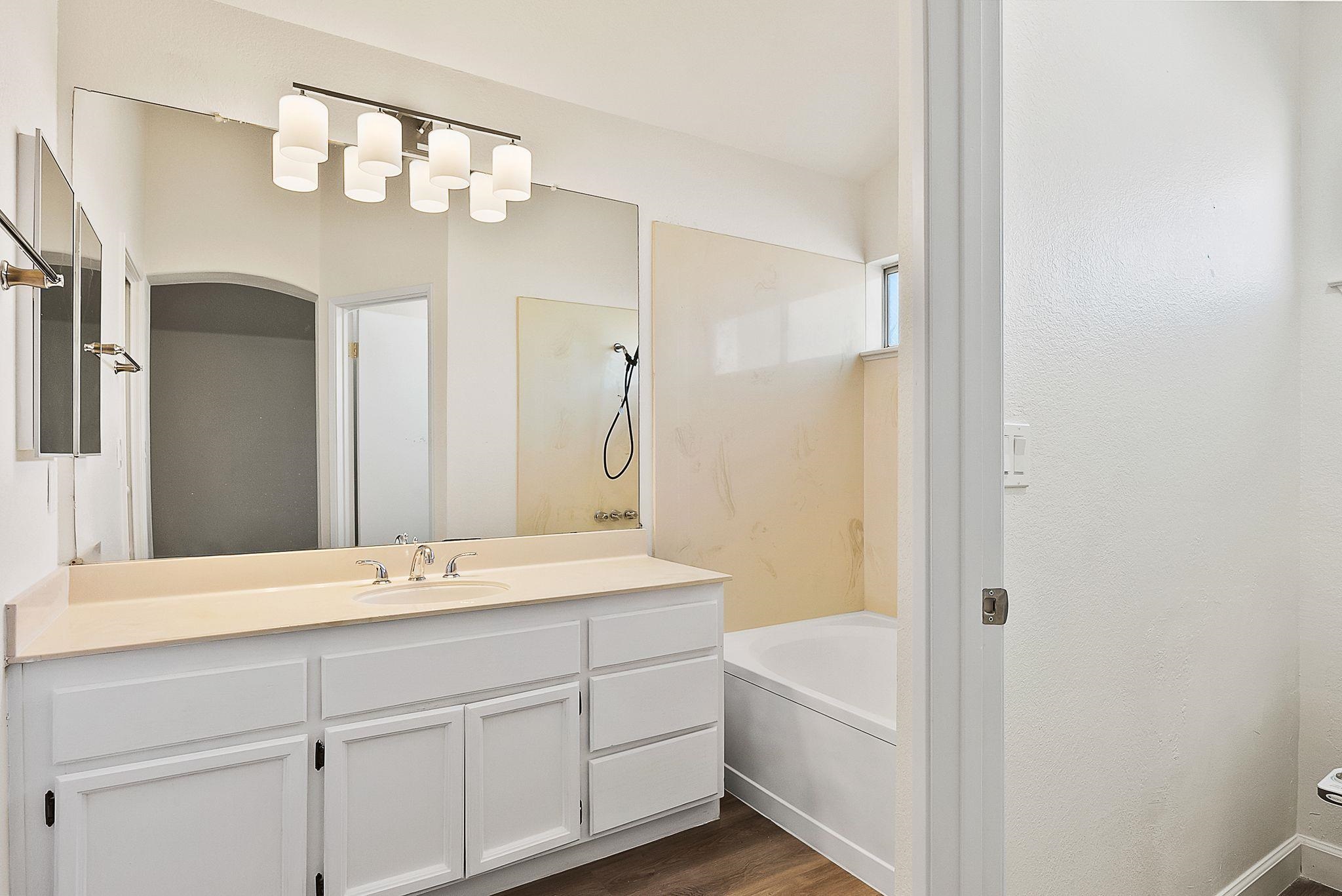 Detail Gallery Image 25 of 41 For 4641 Knollpark Court, Antioch,  CA 94531 - 3 Beds | 2/1 Baths