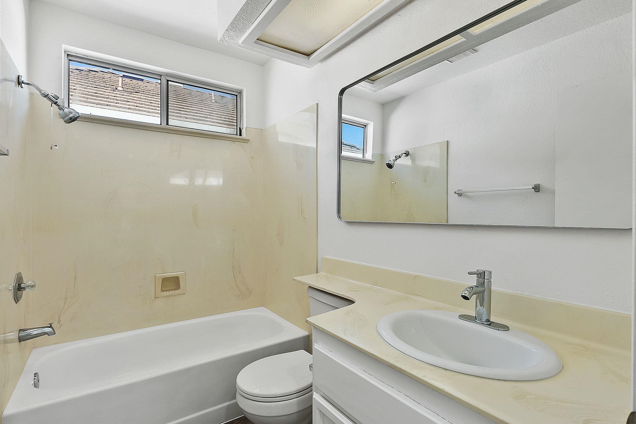 Detail Gallery Image 29 of 41 For 4641 Knollpark Court, Antioch,  CA 94531 - 3 Beds | 2/1 Baths