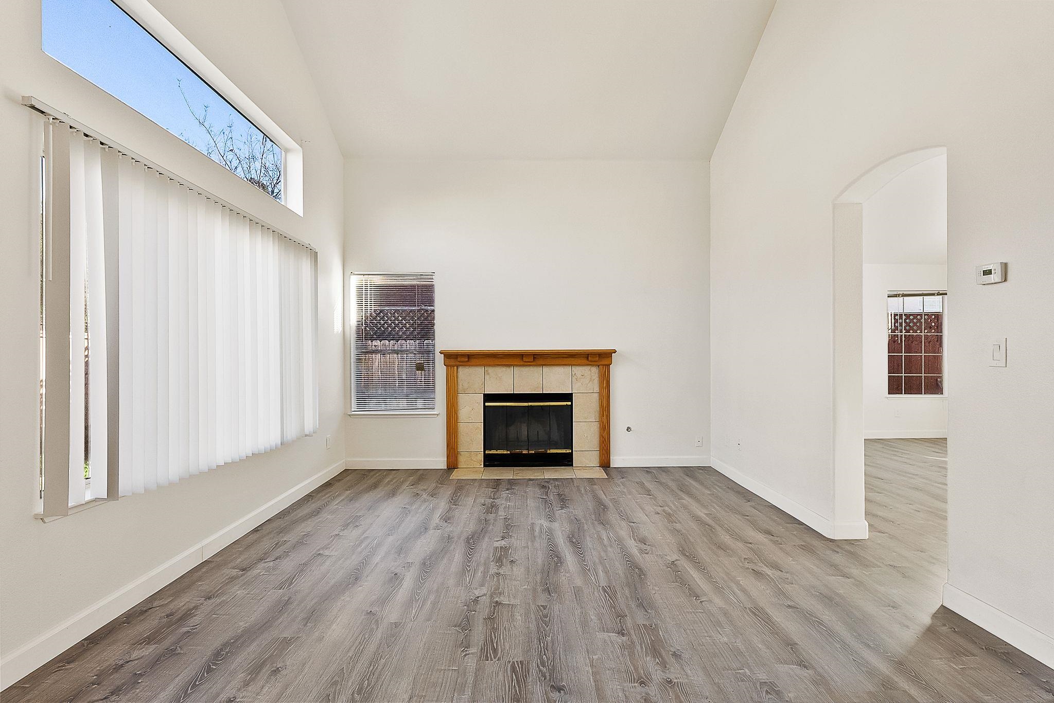 Detail Gallery Image 9 of 41 For 4641 Knollpark Court, Antioch,  CA 94531 - 3 Beds | 2/1 Baths