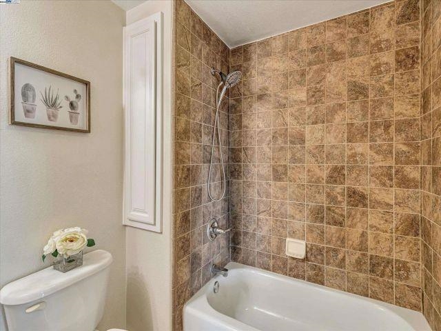 Detail Gallery Image 16 of 54 For 3275 Dublin Blvd #408,  Dublin,  CA 94568 - 2 Beds | 2 Baths