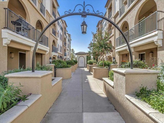 Detail Gallery Image 35 of 54 For 3275 Dublin Blvd #408,  Dublin,  CA 94568 - 2 Beds | 2 Baths