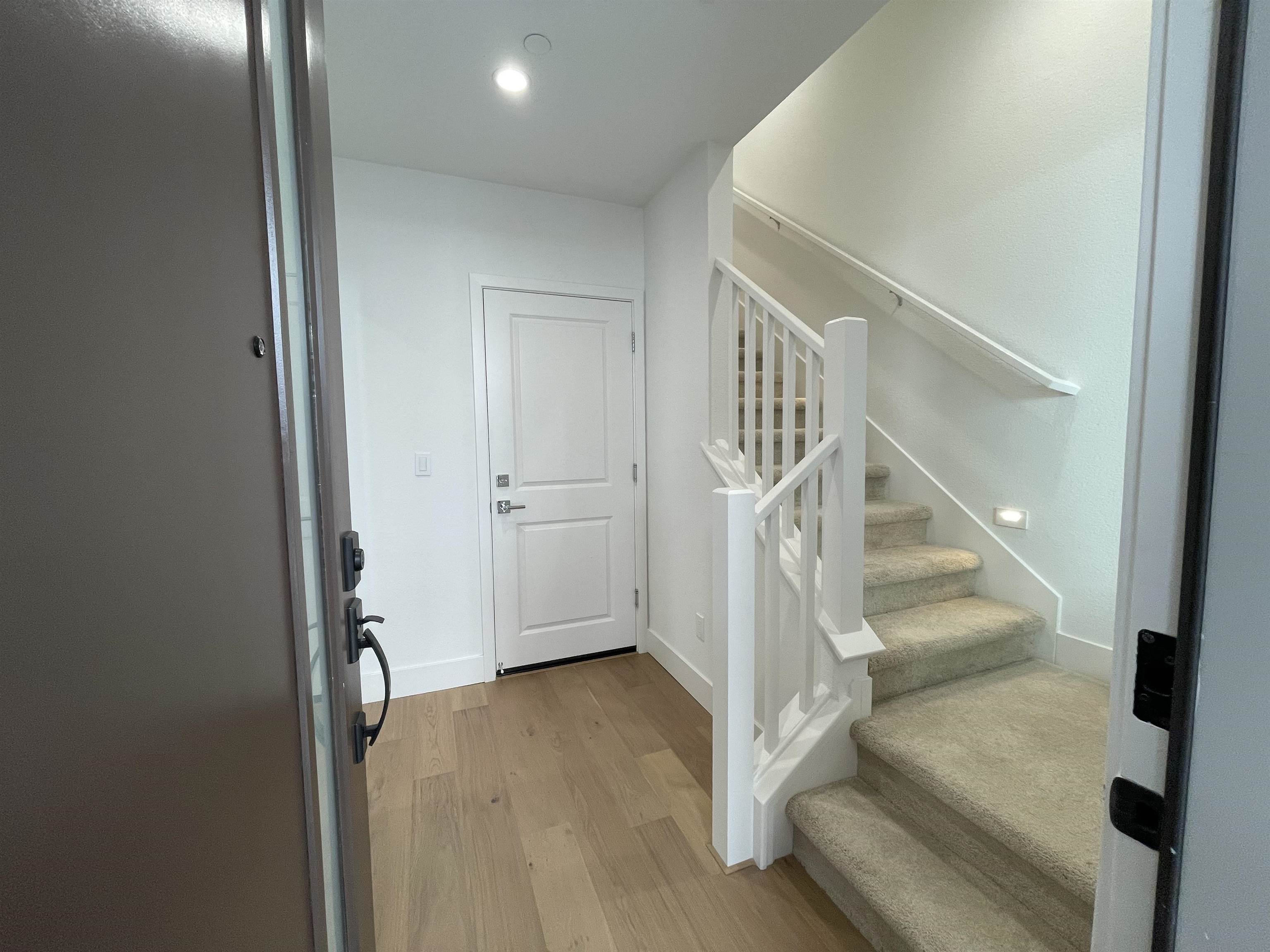 Detail Gallery Image 5 of 31 For 5708 Melon Court, San Ramon,  CA 94583 - 3 Beds | 3/1 Baths