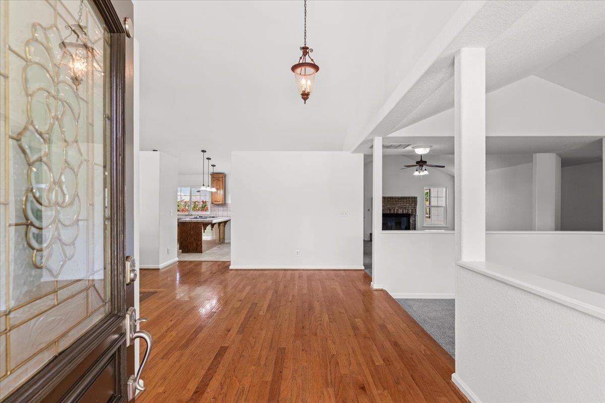 Detail Gallery Image 4 of 49 For 27000 S Hillview St, Tracy,  CA 95304 - 4 Beds | 3 Baths