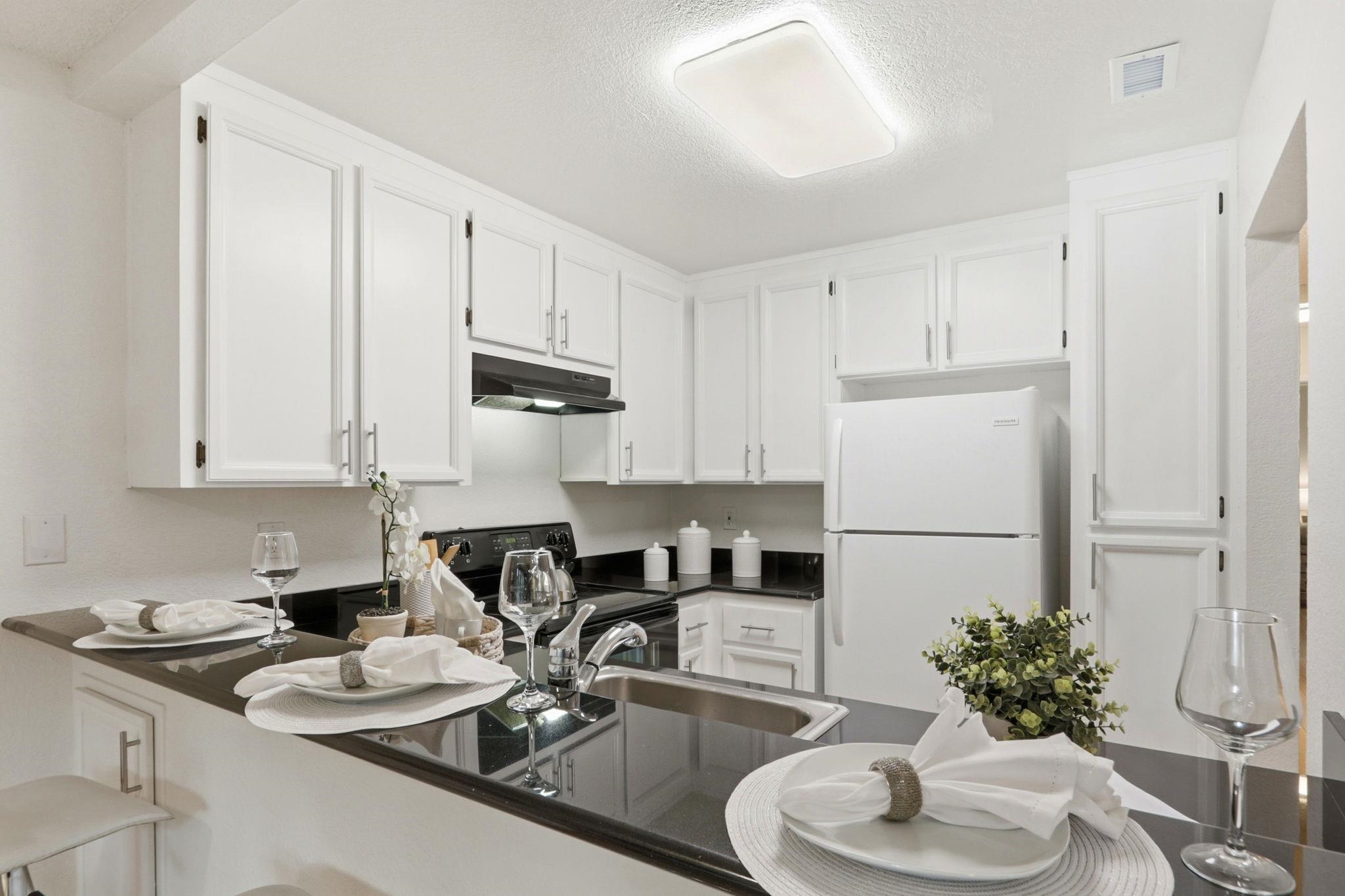 Detail Gallery Image 13 of 36 For 5482 Makati Cir, San Jose,  CA 95123 - 2 Beds | 2 Baths