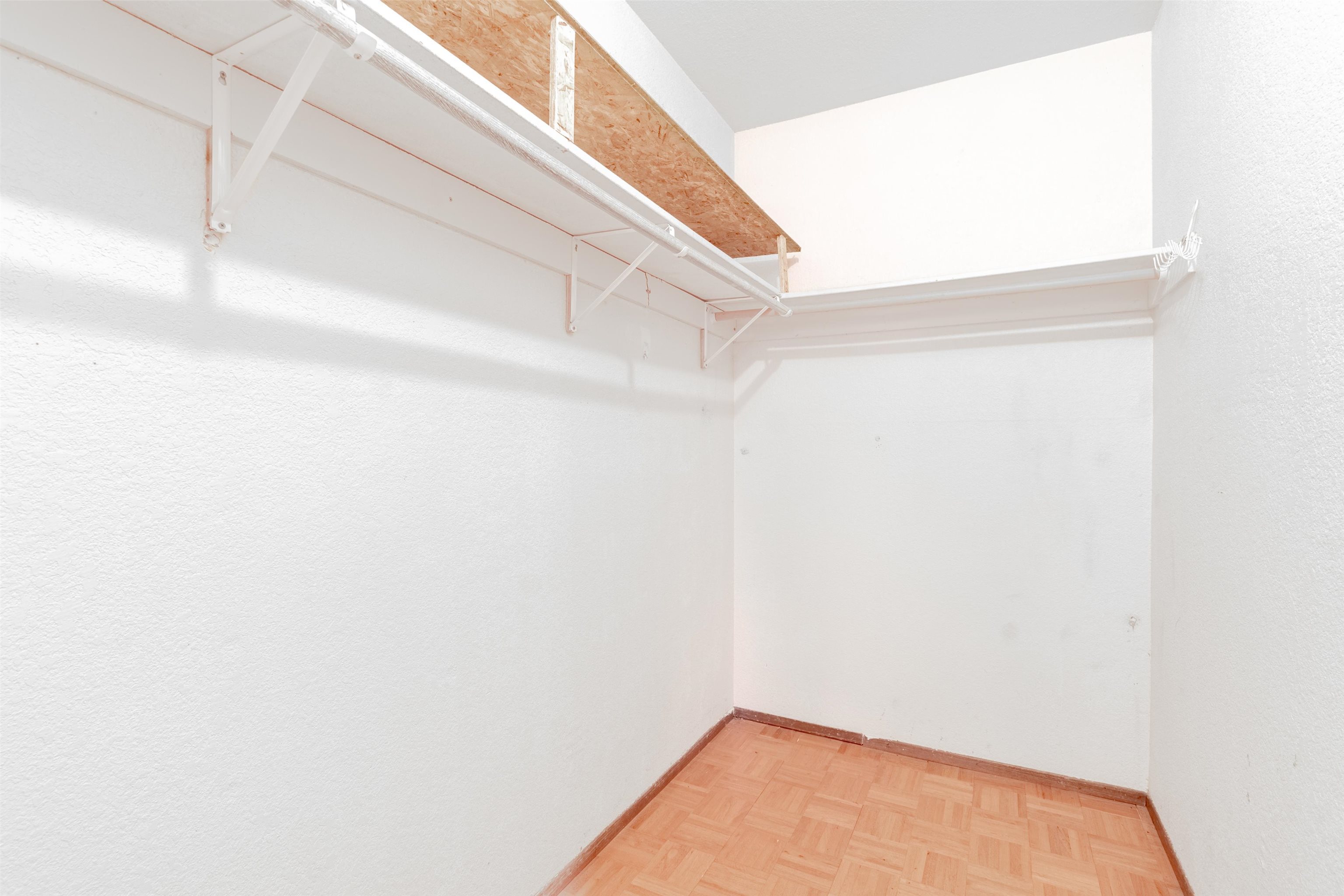 Detail Gallery Image 18 of 28 For 815 La Cruz Ln, Vacaville,  CA 95687 - 3 Beds | 2 Baths