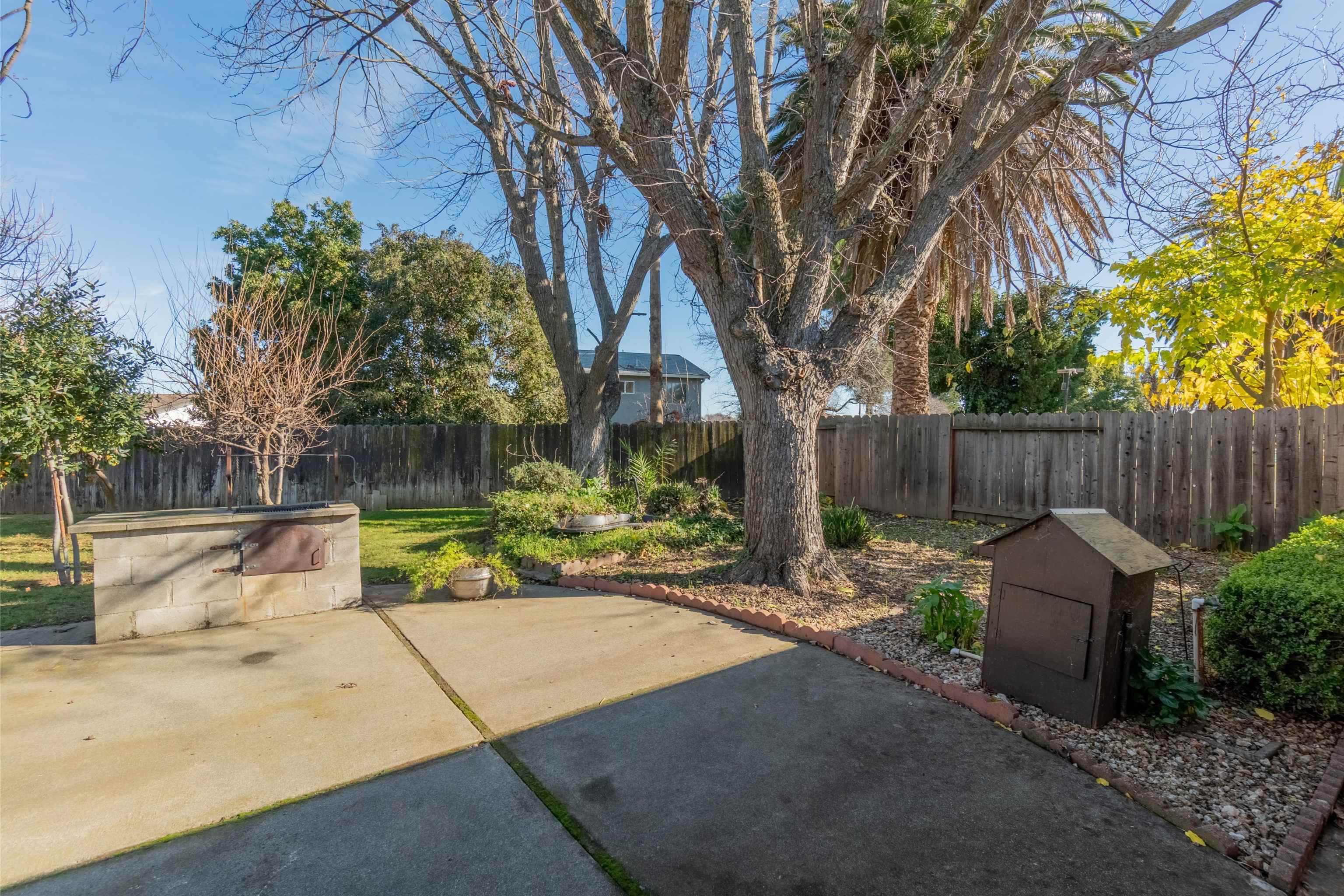 Detail Gallery Image 28 of 28 For 815 La Cruz Ln, Vacaville,  CA 95687 - 3 Beds | 2 Baths