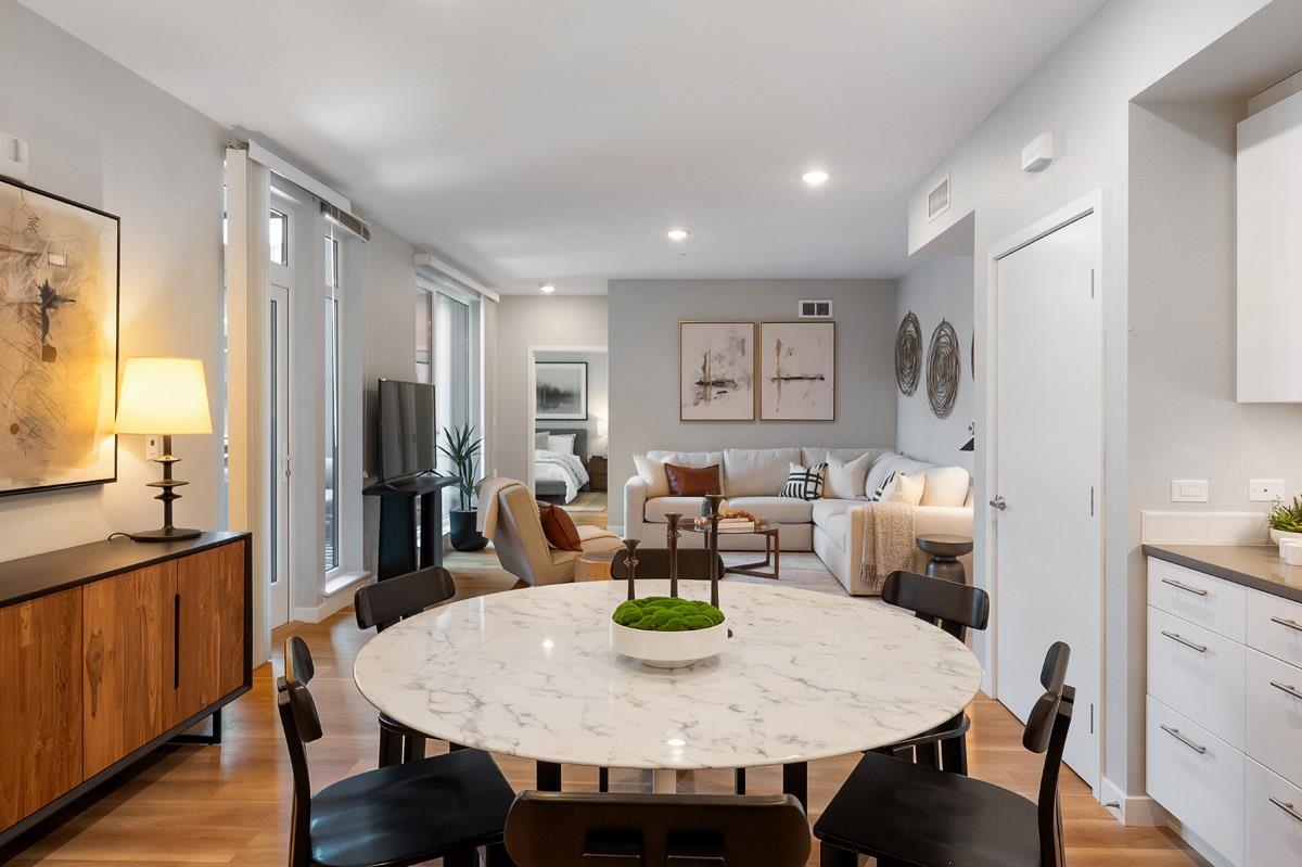 Photo #8: 41119874 Listing: Photo #8