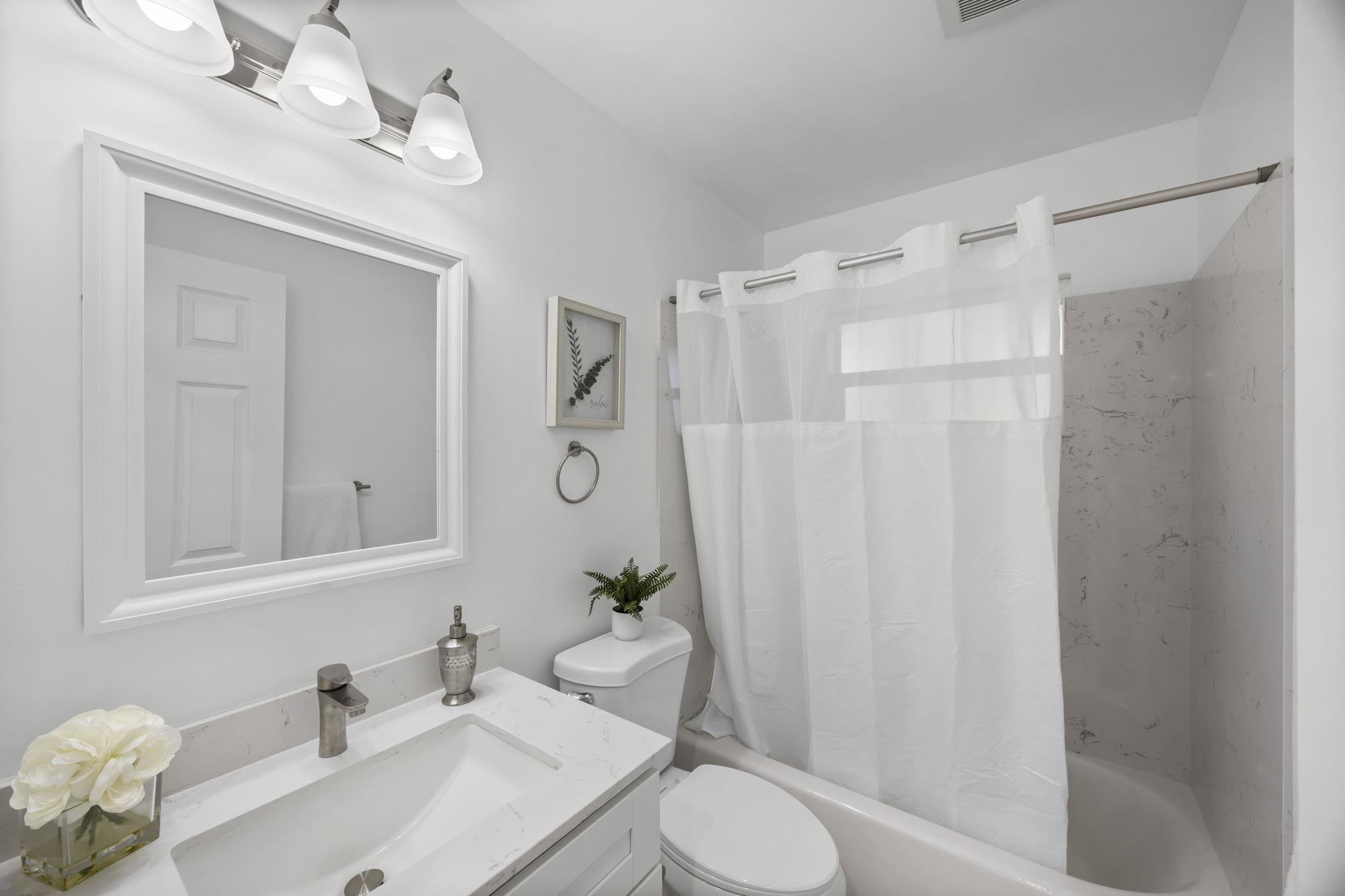 Detail Gallery Image 25 of 55 For 4737 Redding St, Oakland,  CA 94619 - 5 Beds | 6/1 Baths