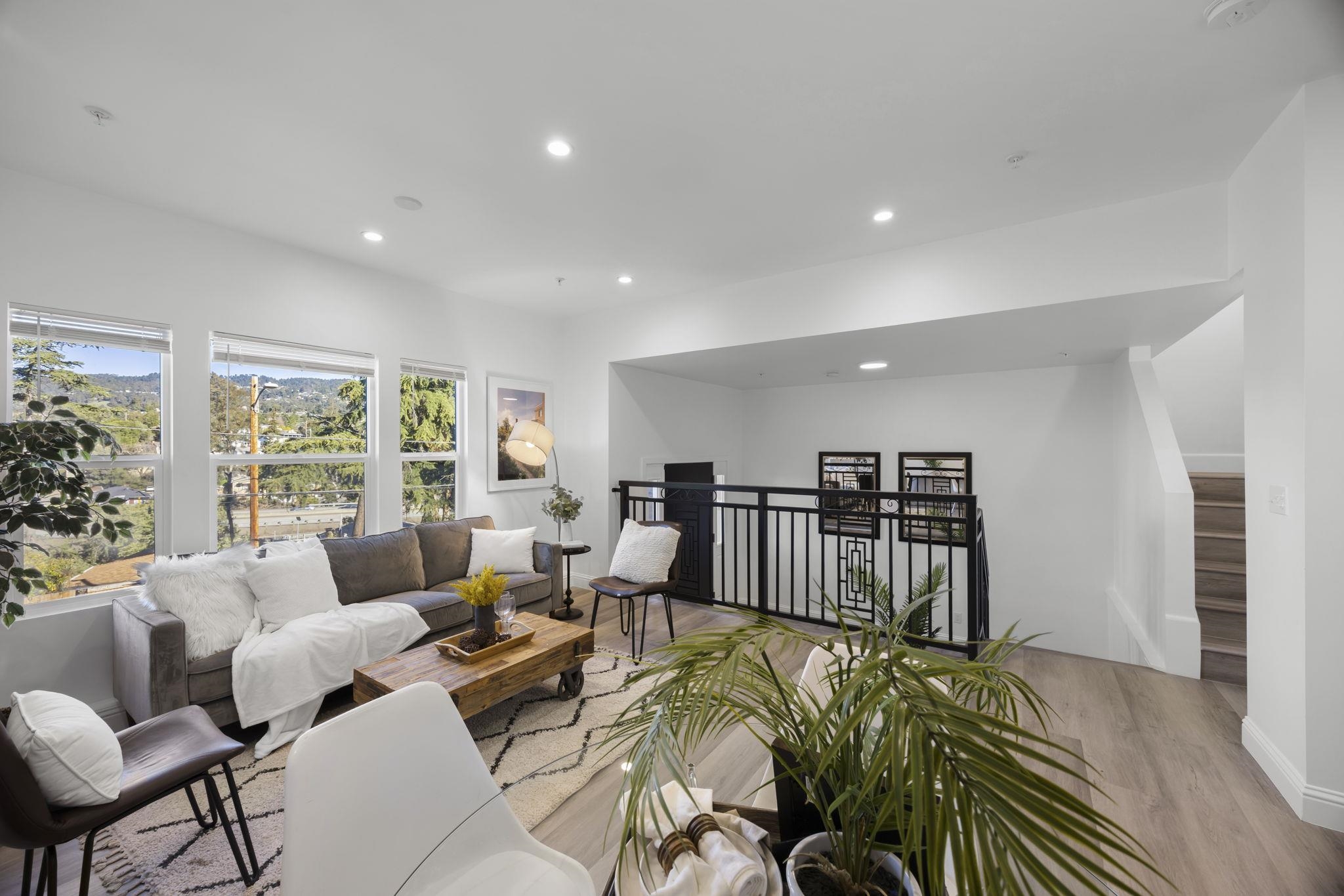 Detail Gallery Image 38 of 55 For 4737 Redding St, Oakland,  CA 94619 - 5 Beds | 6/1 Baths