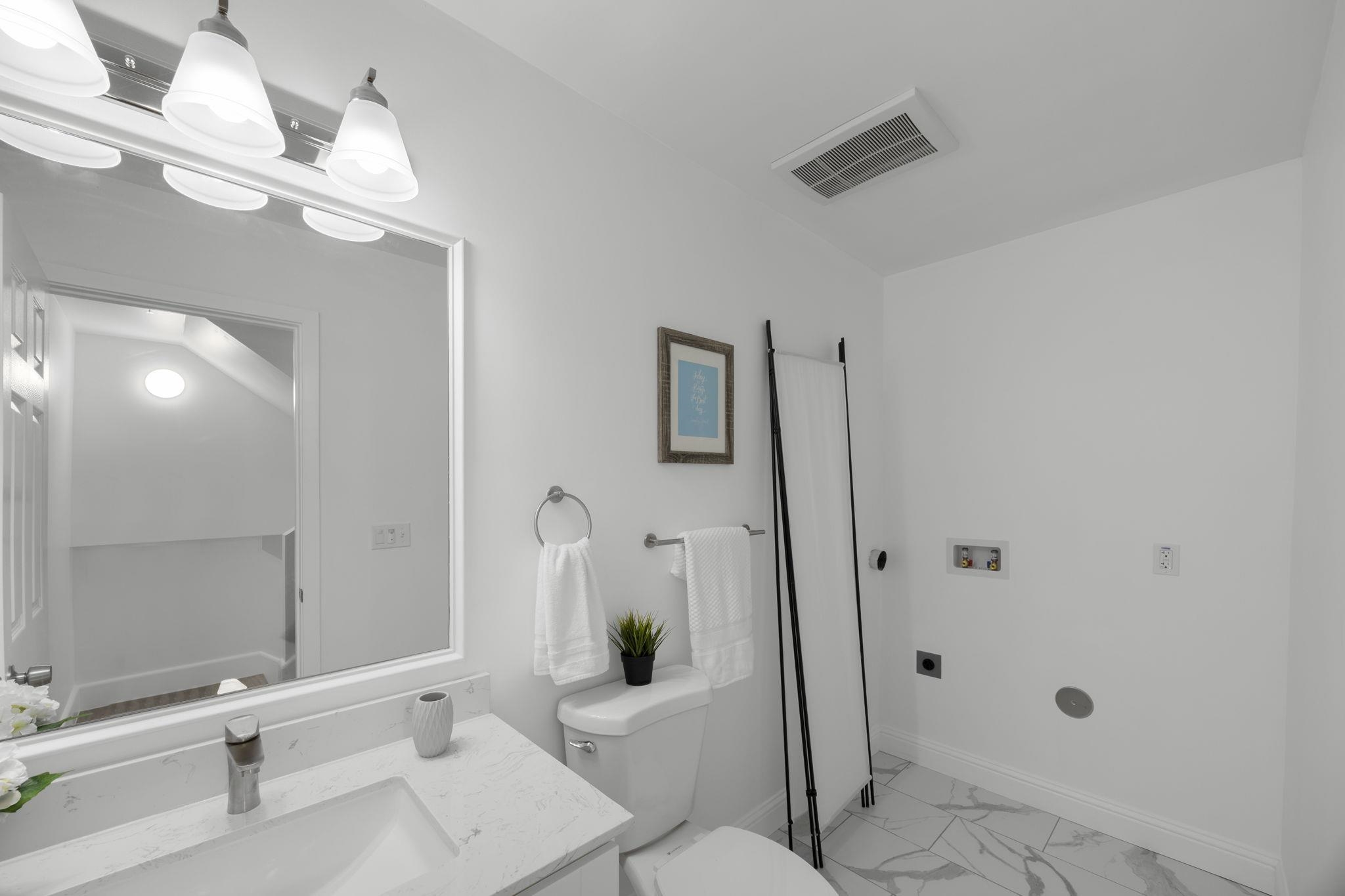 Detail Gallery Image 41 of 55 For 4737 Redding St, Oakland,  CA 94619 - 5 Beds | 6/1 Baths