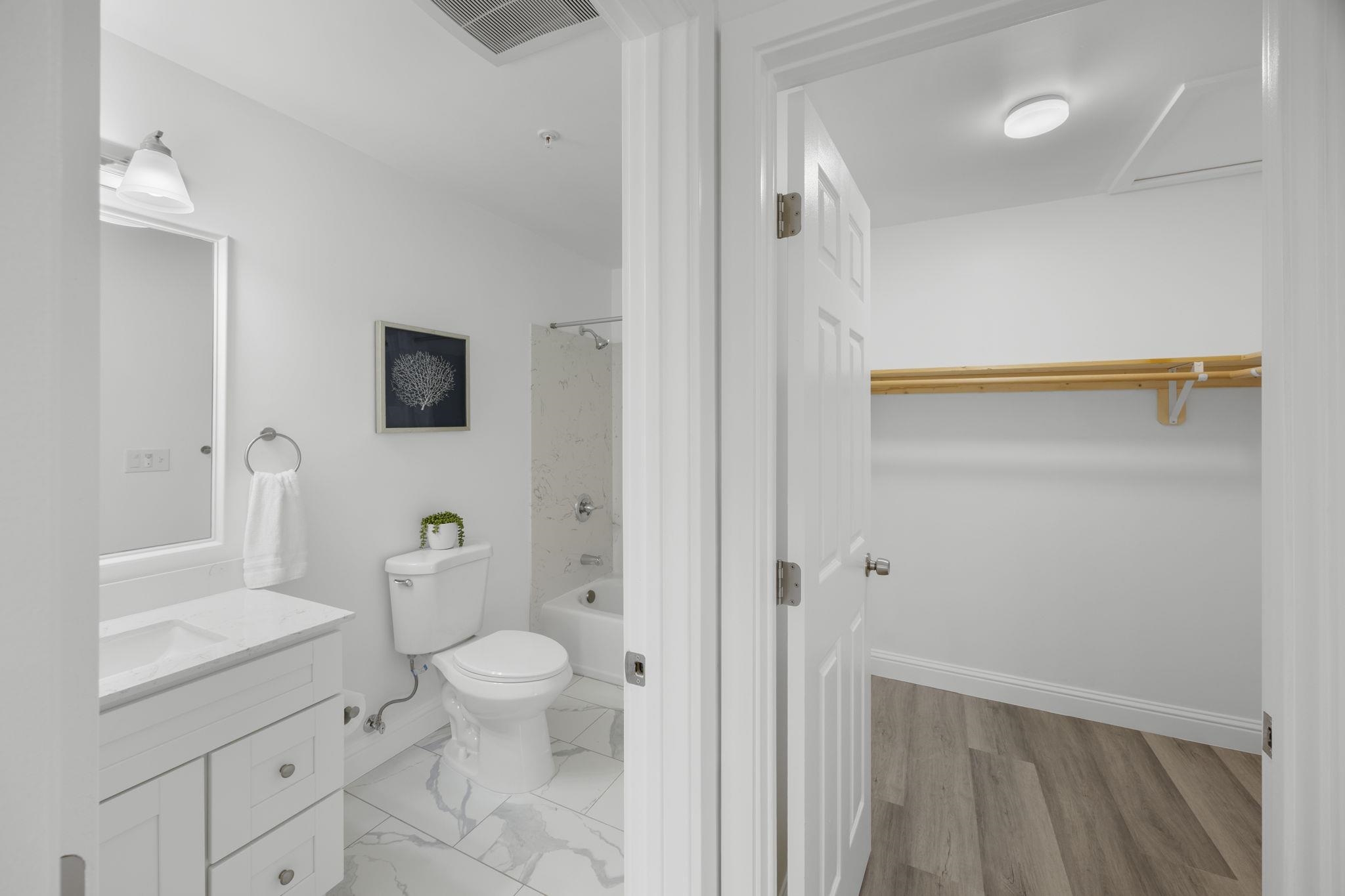 Detail Gallery Image 45 of 55 For 4737 Redding St, Oakland,  CA 94619 - 5 Beds | 6/1 Baths