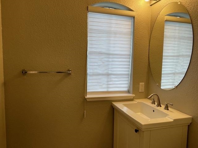 Detail Gallery Image 10 of 32 For 211 Swan Ct., Danville,  CA 94506-1143 - 3 Beds | 2/1 Baths