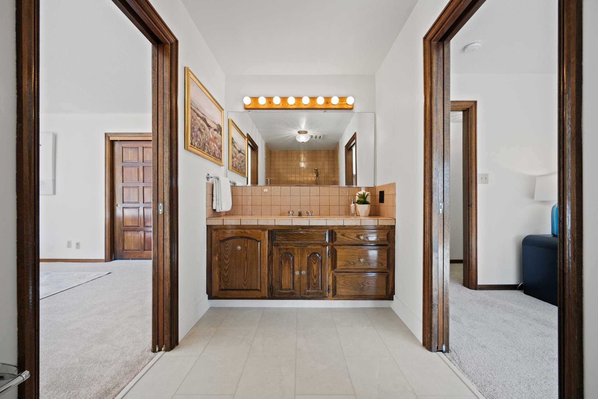 Detail Gallery Image 26 of 50 For 10633 Dublin Canyon Rd, Pleasanton,  CA 94588 - 5 Beds | 4 Baths