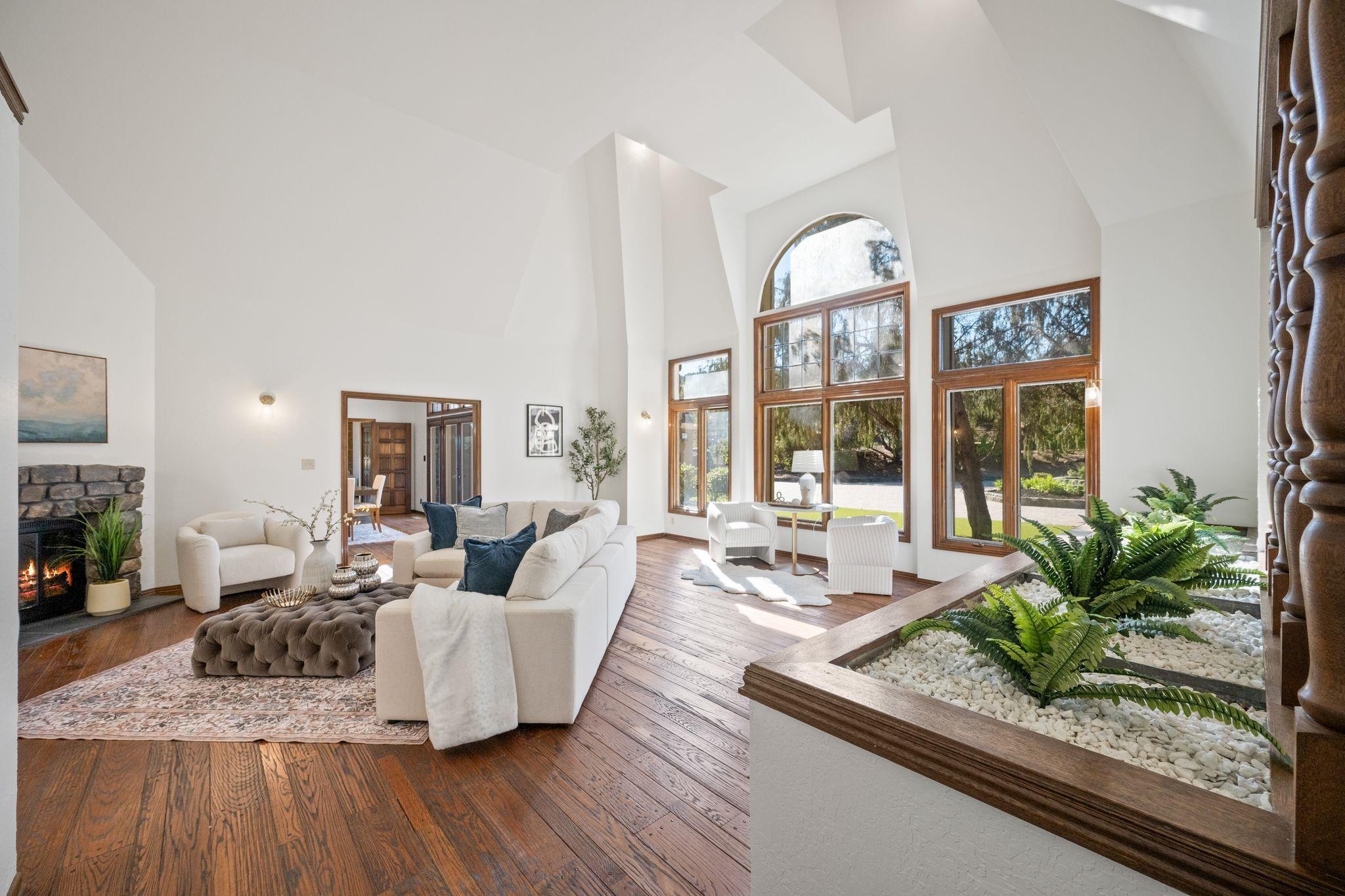 Detail Gallery Image 9 of 50 For 10633 Dublin Canyon Rd, Pleasanton,  CA 94588 - 5 Beds | 4 Baths