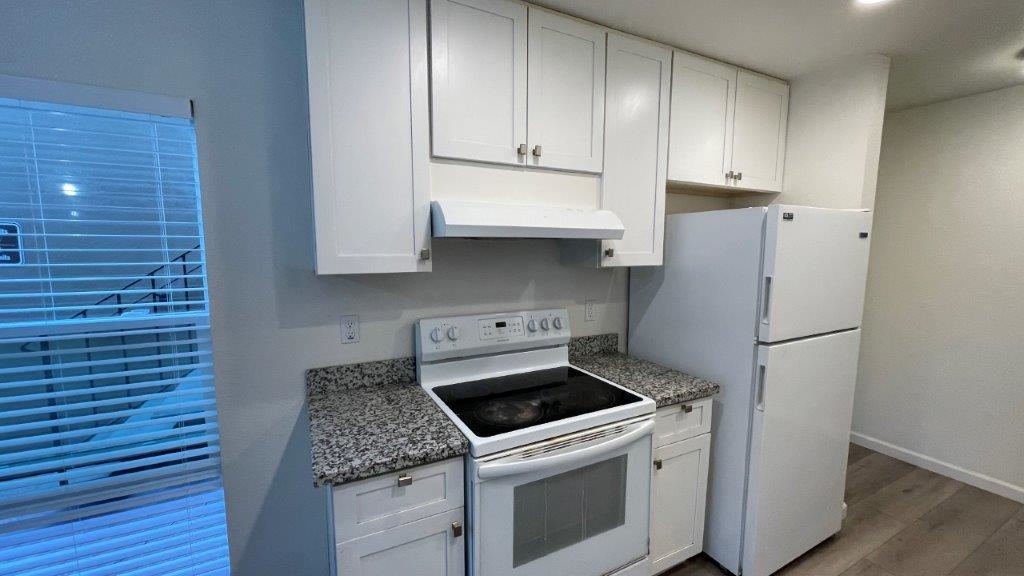 Detail Gallery Image 9 of 17 For 1919 Ygnacio Valley Rd #24,  Walnut Creek,  CA 94598 - 2 Beds | 1/1 Baths