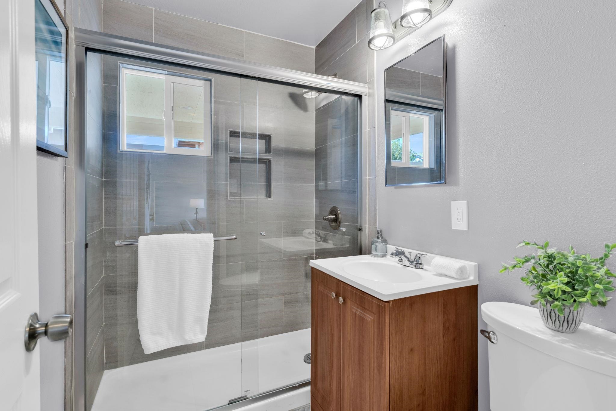 Detail Gallery Image 23 of 38 For 4141 Rita Dr, Martinez,  CA 94553 - 4 Beds | 2 Baths