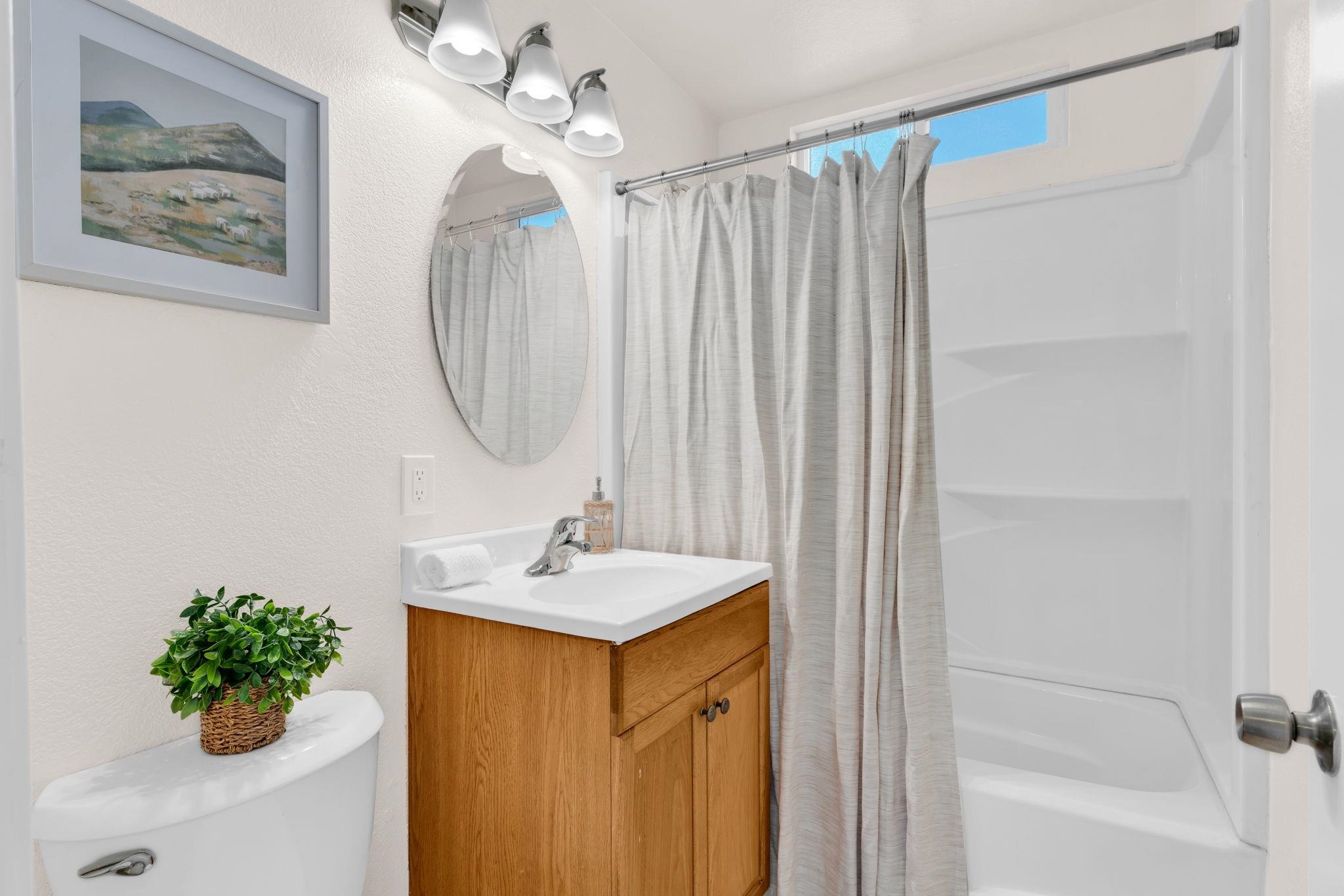 Detail Gallery Image 30 of 38 For 4141 Rita Dr, Martinez,  CA 94553 - 4 Beds | 2 Baths