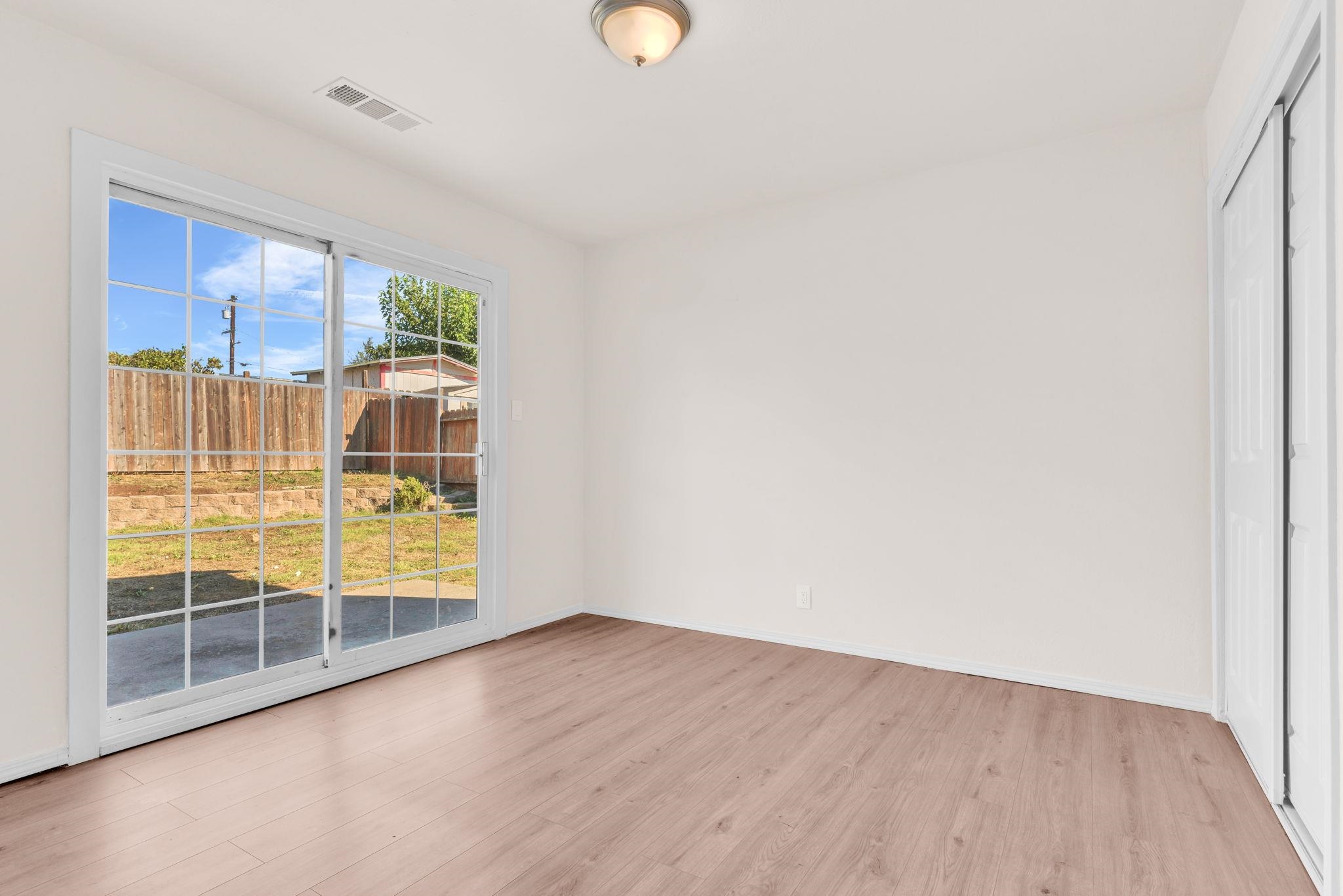 Detail Gallery Image 31 of 38 For 4141 Rita Dr, Martinez,  CA 94553 - 4 Beds | 2 Baths