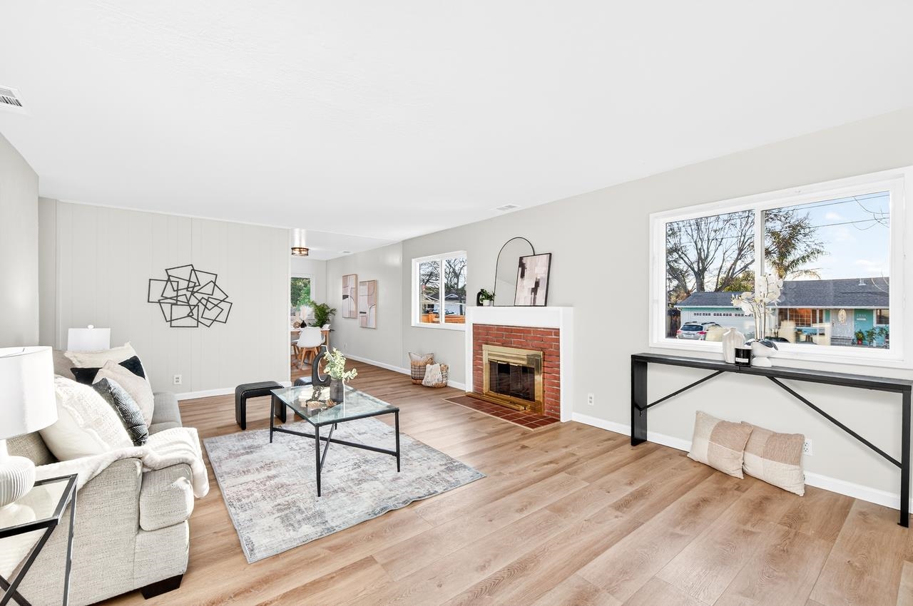 Detail Gallery Image 14 of 44 For 1133 Coronado Way, Livermore,  CA 94550 - 4 Beds | 2 Baths