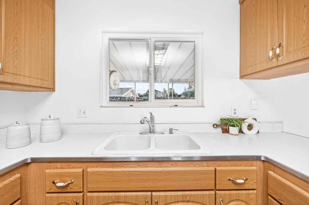 Detail Gallery Image 20 of 44 For 1133 Coronado Way, Livermore,  CA 94550 - 4 Beds | 2 Baths