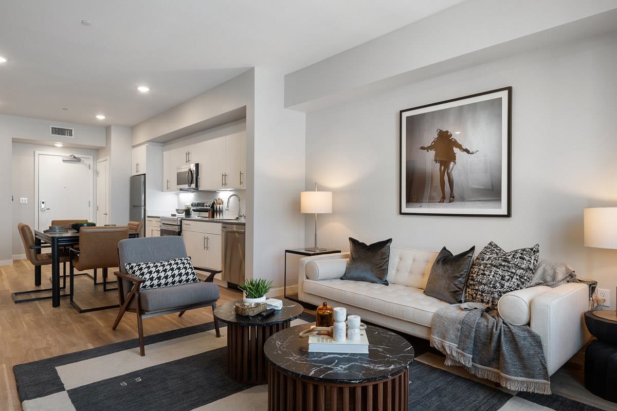 Photo #3: 41119887 Listing: Photo #3