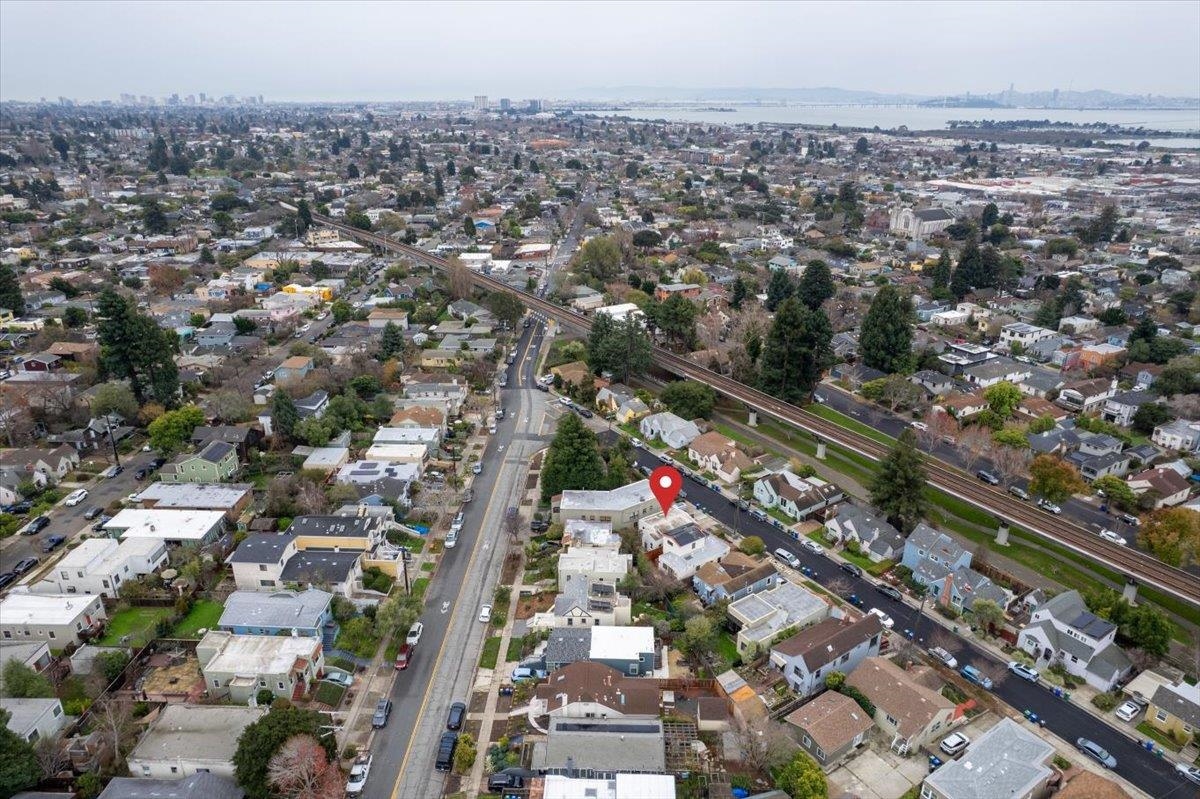 Detail Gallery Image 32 of 36 For 1127 Key Route Blvd, Albany,  CA 94706 - 2 Beds | 1 Baths