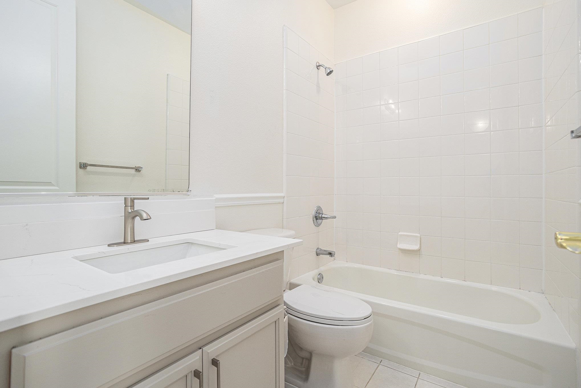 Detail Gallery Image 18 of 34 For 3730 Whitworth Dr, Dublin,  CA 94568 - 4 Beds | 3/1 Baths