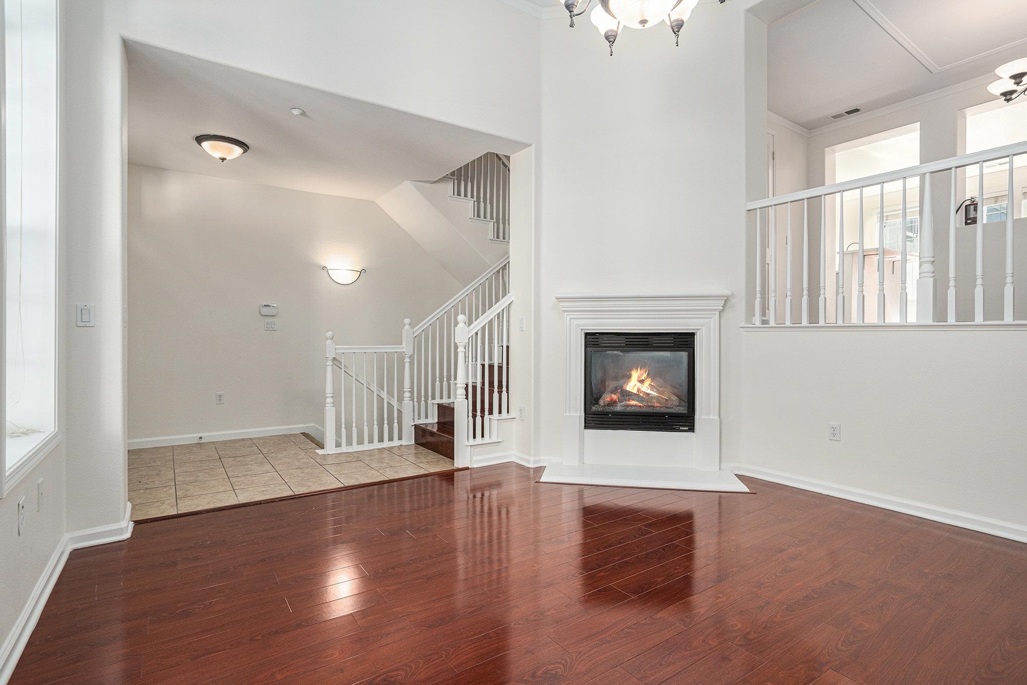 Detail Gallery Image 6 of 34 For 3730 Whitworth Dr, Dublin,  CA 94568 - 4 Beds | 3/1 Baths