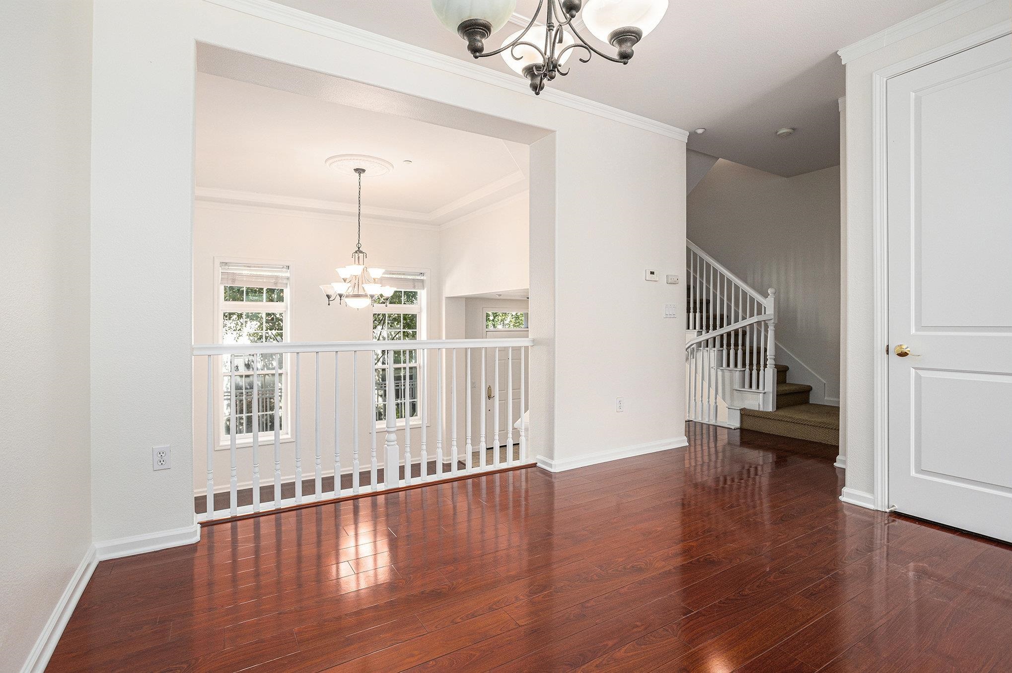 Detail Gallery Image 8 of 34 For 3730 Whitworth Dr, Dublin,  CA 94568 - 4 Beds | 3/1 Baths