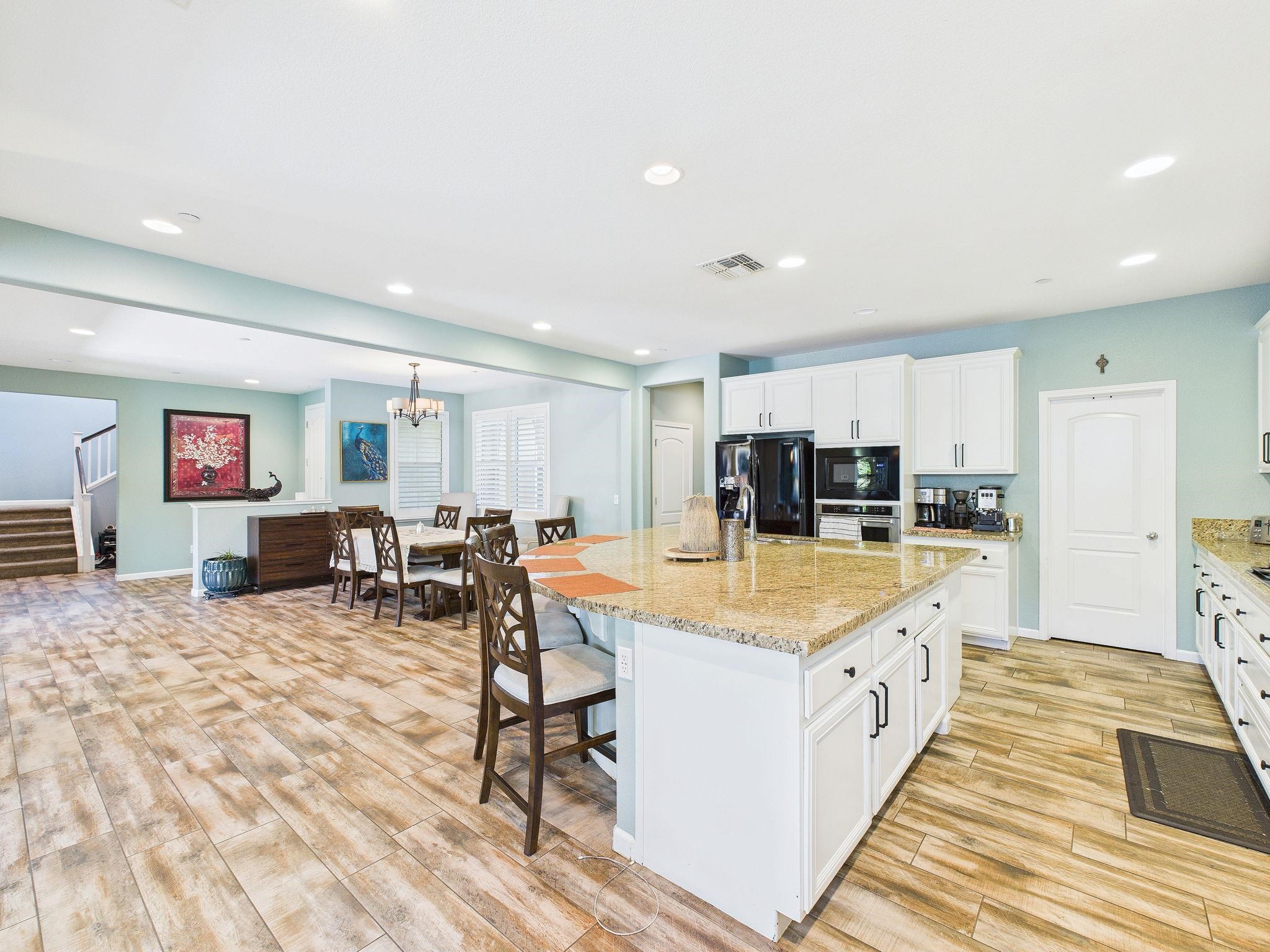 Detail Gallery Image 9 of 53 For 2521 Shadowbrooke Rd, Brentwood,  CA 94513 - 4 Beds | 4/1 Baths