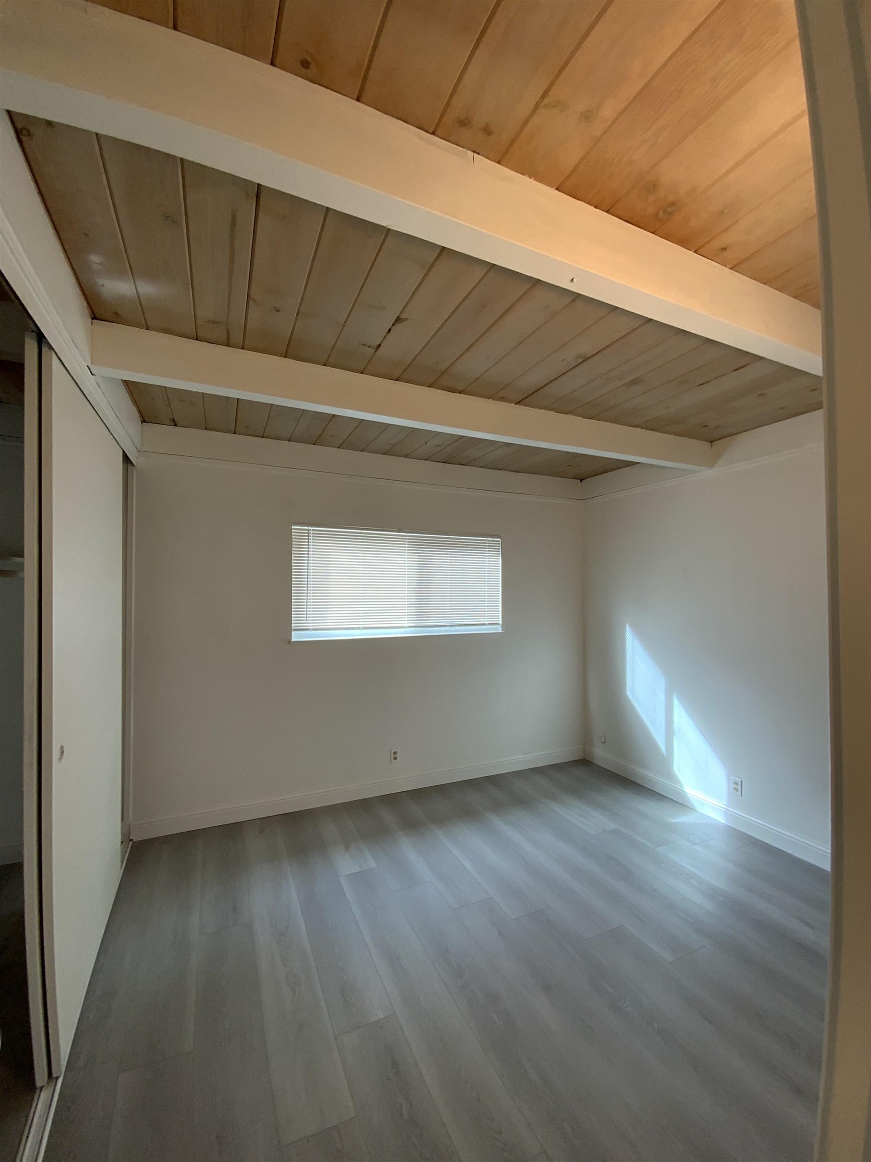 Detail Gallery Image 7 of 9 For 461 Corte Arango, El Sobrante,  CA 94803 - 2 Beds | 1/1 Baths