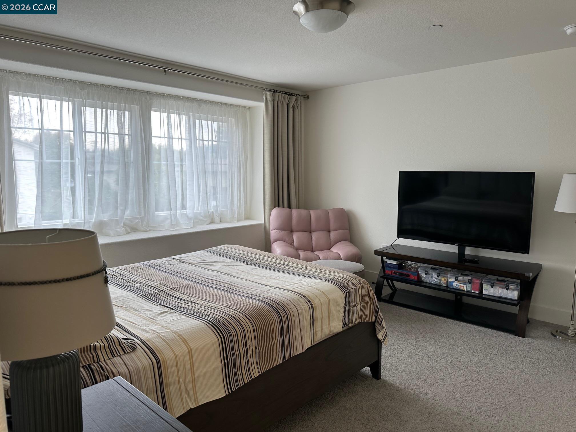 Detail Gallery Image 18 of 19 For 46 Mountainside Way, Hayward,  CA 94544 - 3 Beds | 2/1 Baths