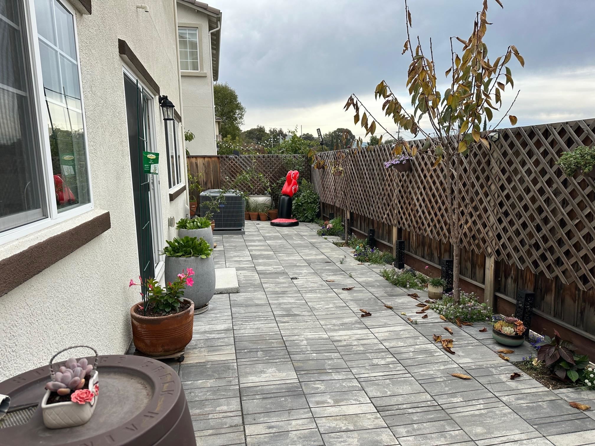 Detail Gallery Image 6 of 17 For 46 Mountainside Way, Hayward,  CA 94544 - 3 Beds | 2/1 Baths