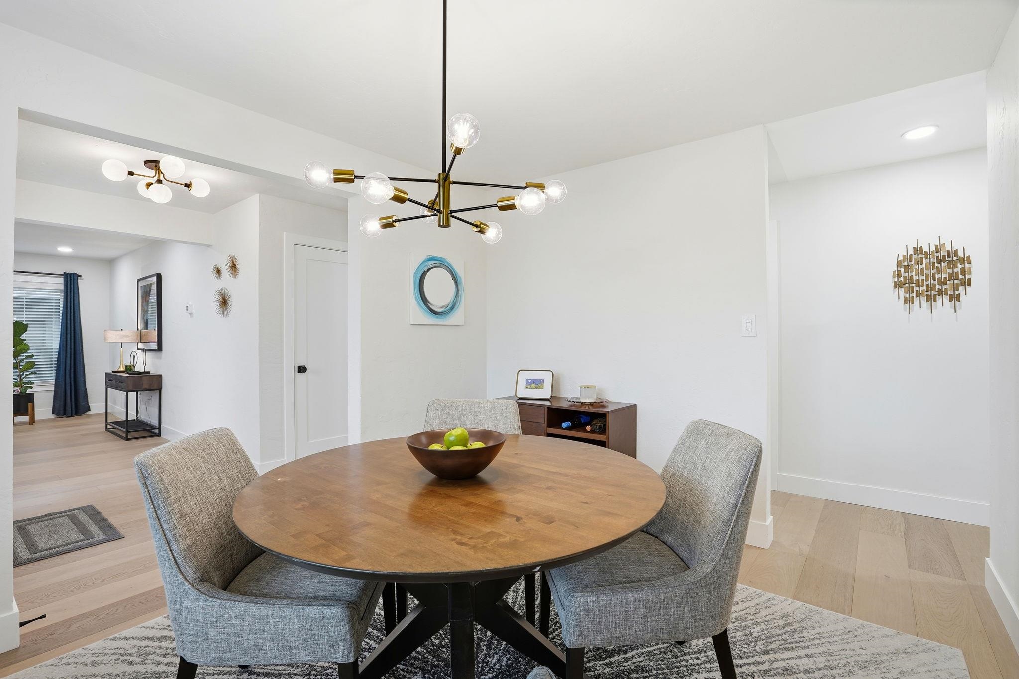 Detail Gallery Image 18 of 35 For 6470 Ascot Dr, Oakland,  CA 94611 - 3 Beds | 2 Baths