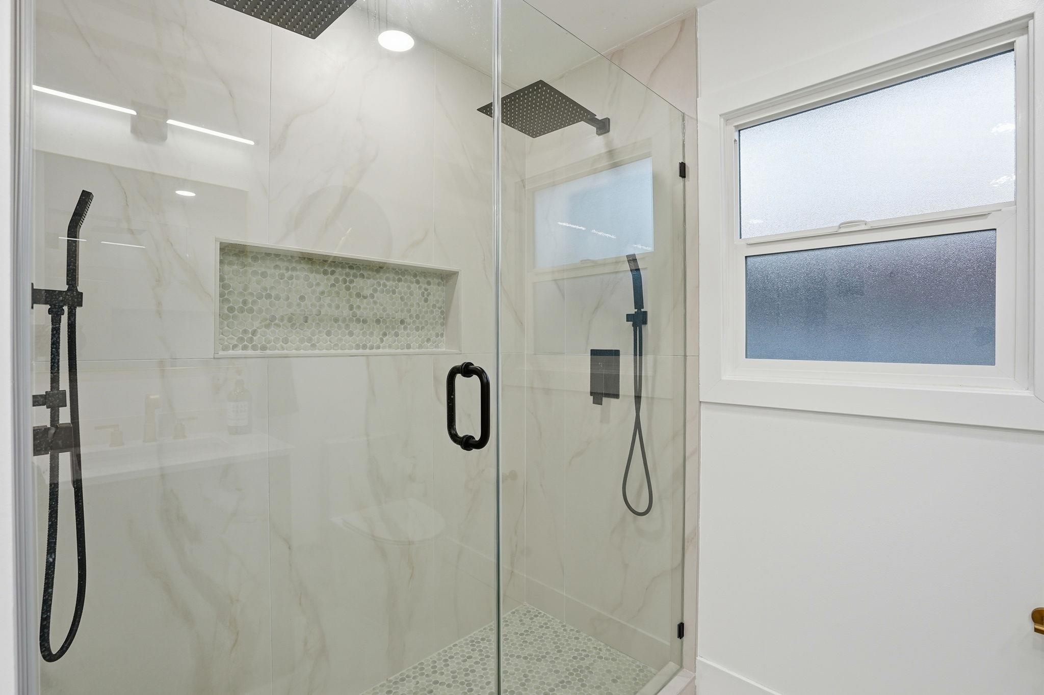 Detail Gallery Image 28 of 35 For 6470 Ascot Dr, Oakland,  CA 94611 - 3 Beds | 2 Baths