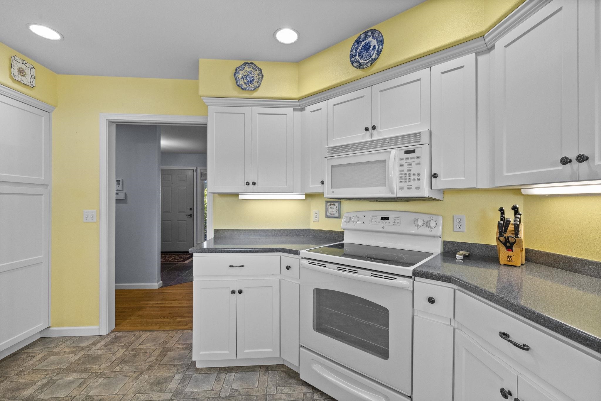 Detail Gallery Image 17 of 45 For 15 Corte Del Encino, Sonora,  CA 95370 - 4 Beds | 3/1 Baths