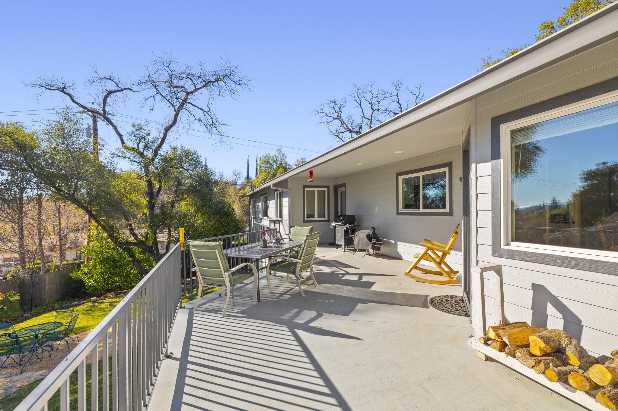 Detail Gallery Image 3 of 45 For 15 Corte Del Encino, Sonora,  CA 95370 - 4 Beds | 3/1 Baths